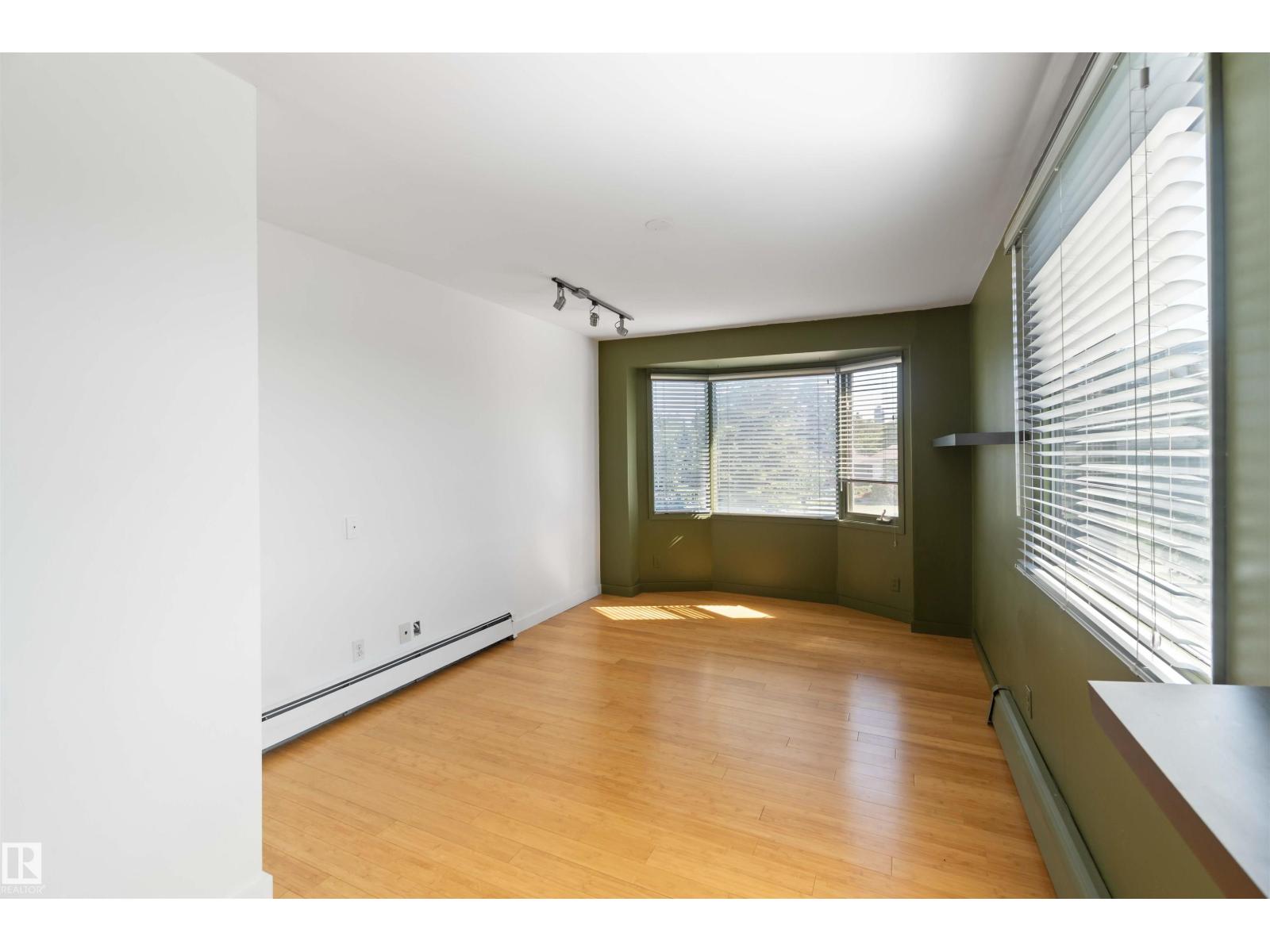 11026 110 Av Nw, Edmonton, Alberta  T5H 1H9 - Photo 10 - E4467532