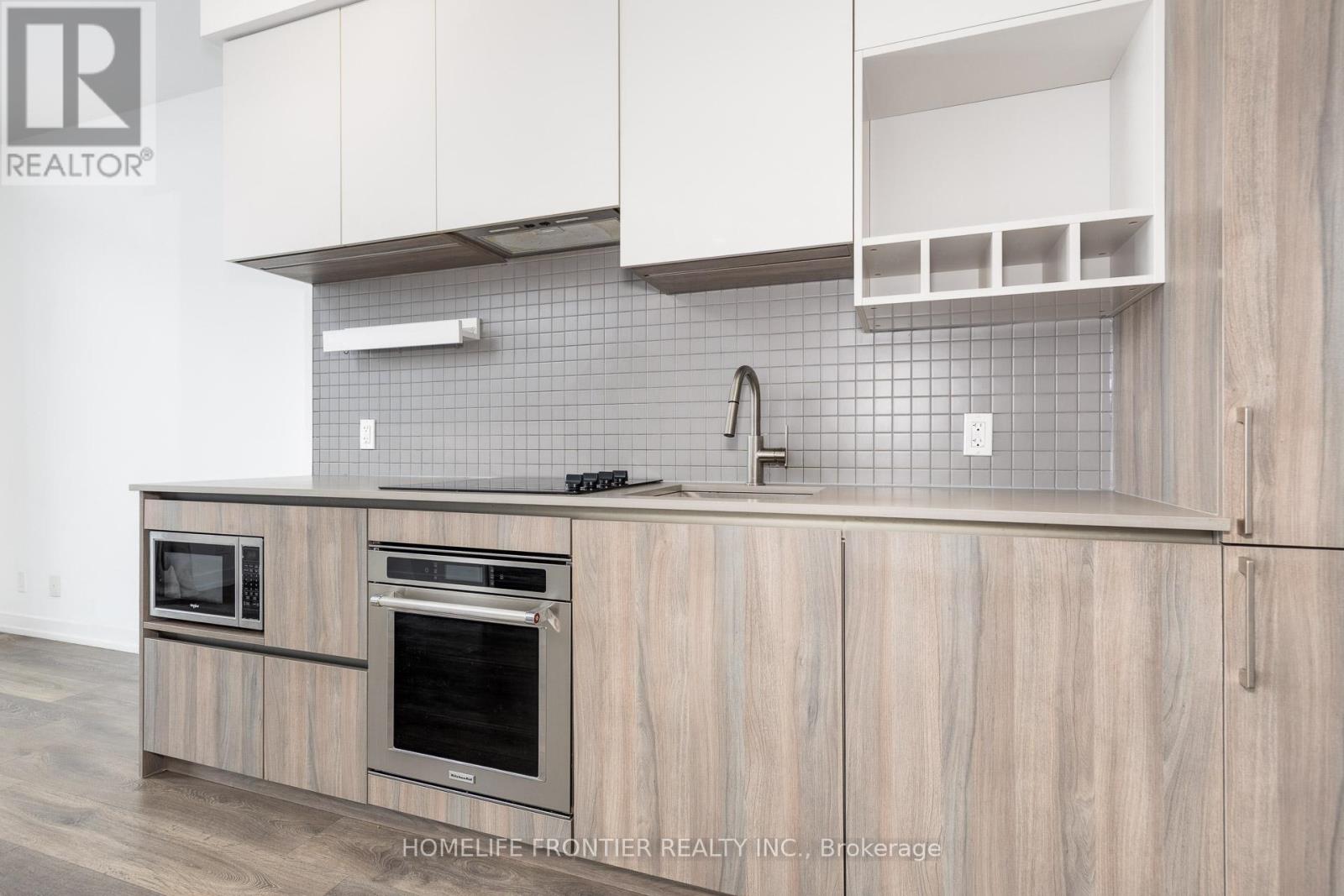 303 - 950 Portage Parkway, Vaughan, Ontario  L4K 0J7 - Photo 13 - N12605594