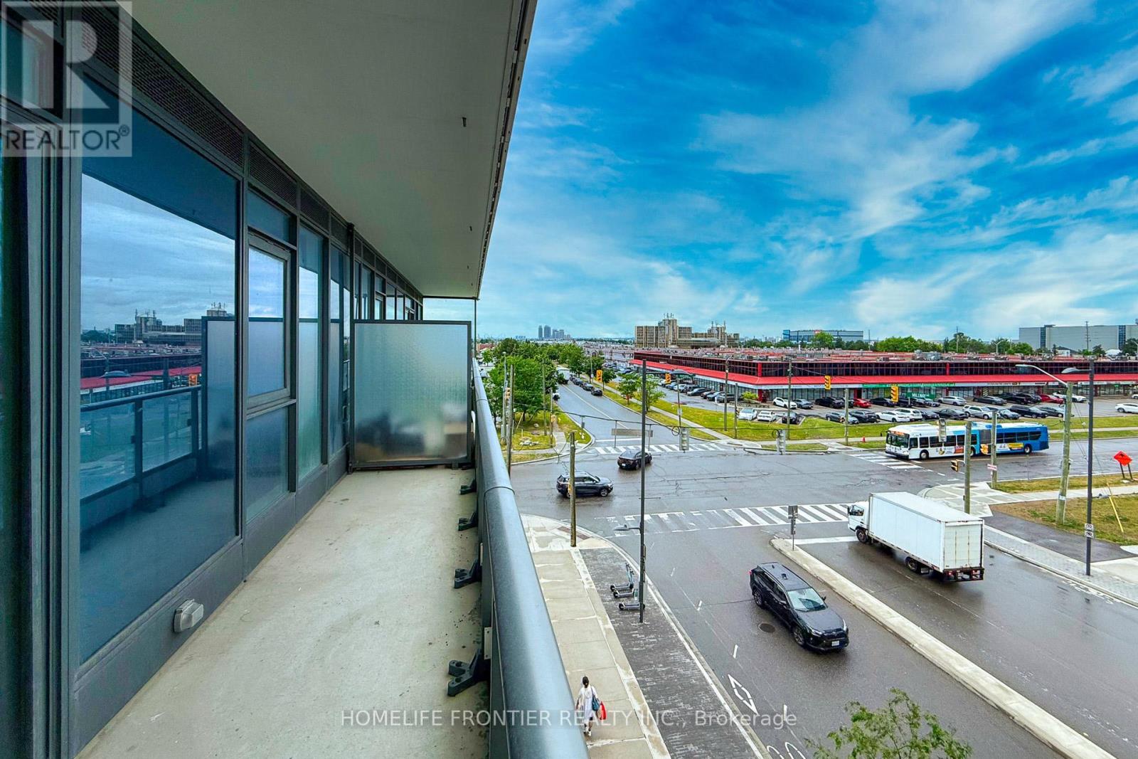 303 - 950 Portage Parkway, Vaughan, Ontario  L4K 0J7 - Photo 23 - N12605594