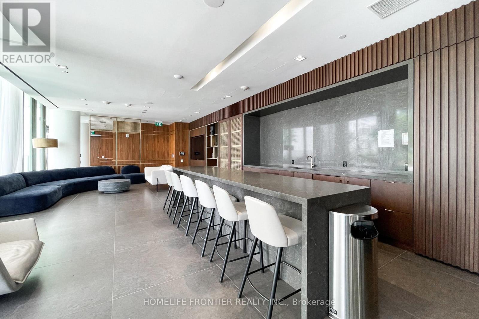 303 - 950 Portage Parkway, Vaughan, Ontario  L4K 0J7 - Photo 37 - N12605594