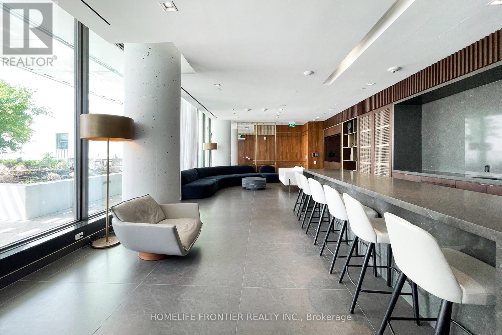 303 - 950 Portage Parkway, Vaughan, Ontario  L4K 0J7 - Photo 38 - N12605594