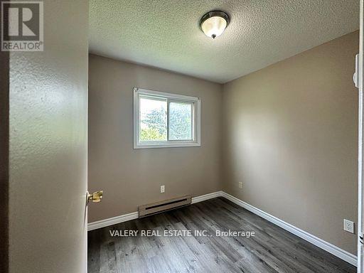 1 - 11 Lowndes Avenue, Georgina, Ontario  L4P 3T1 - Photo 9 - N12605698