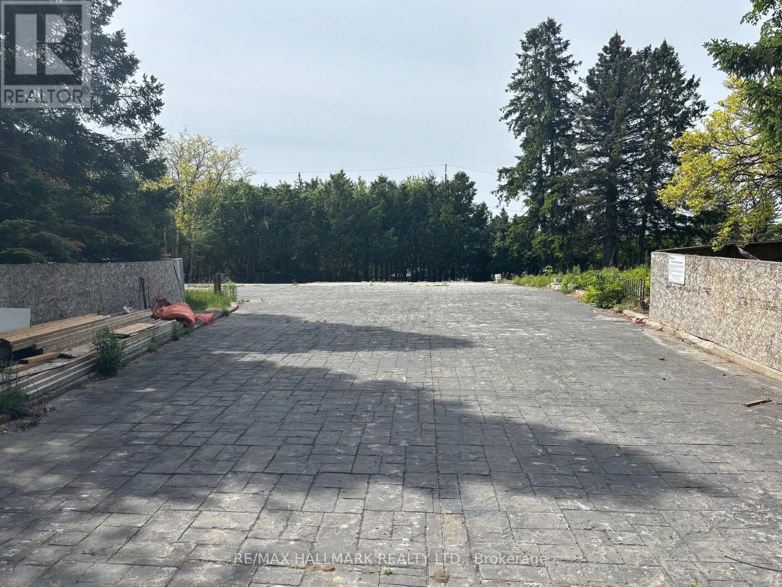 2 Ladyslipper Court, Markham, Ontario  L3T 2S4 - Photo 3 - N12605740