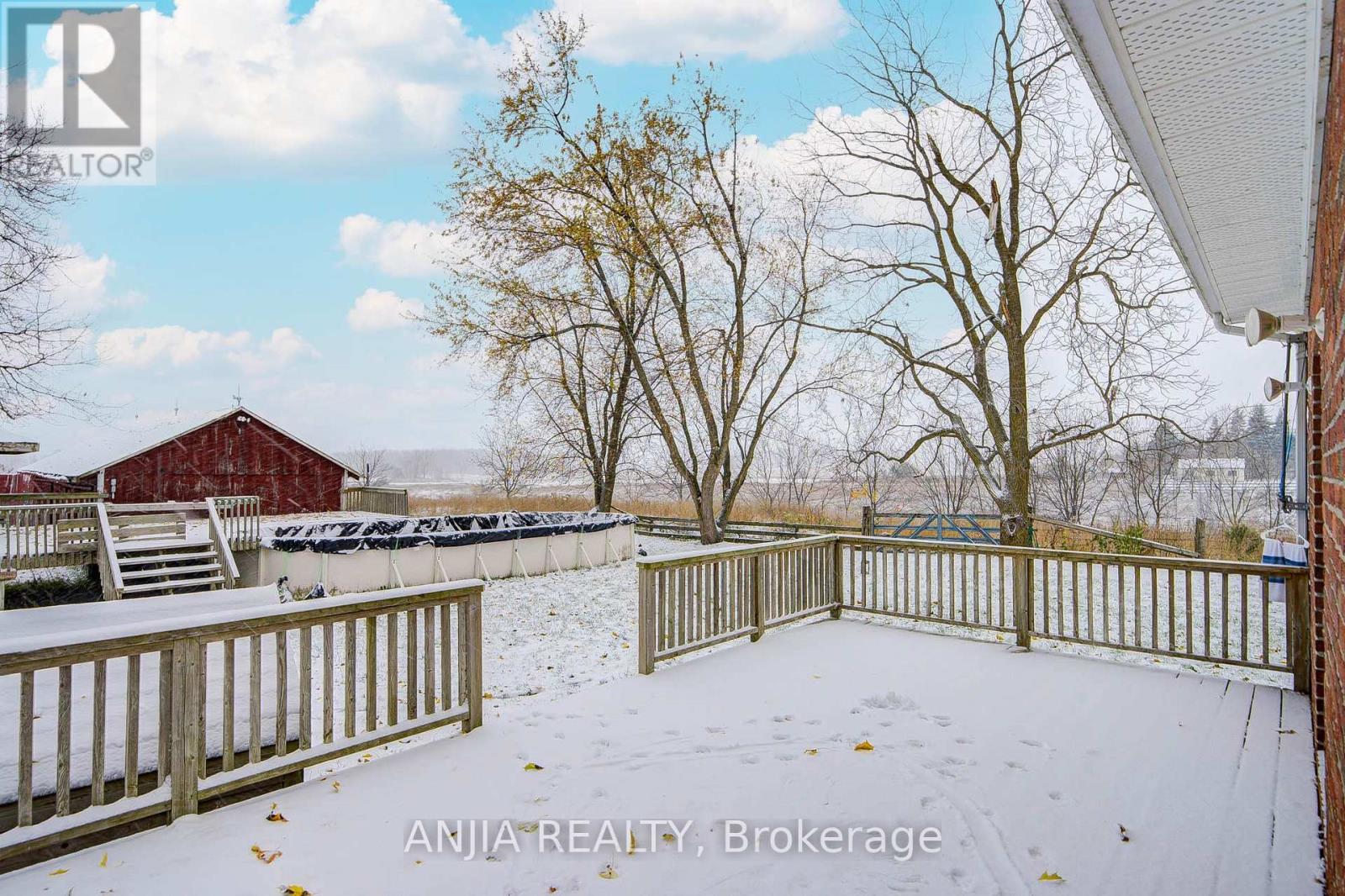 7092 Simcoe County 27 Road, Essa, Ontario  L0L 2N2 - Photo 11 - N12605754