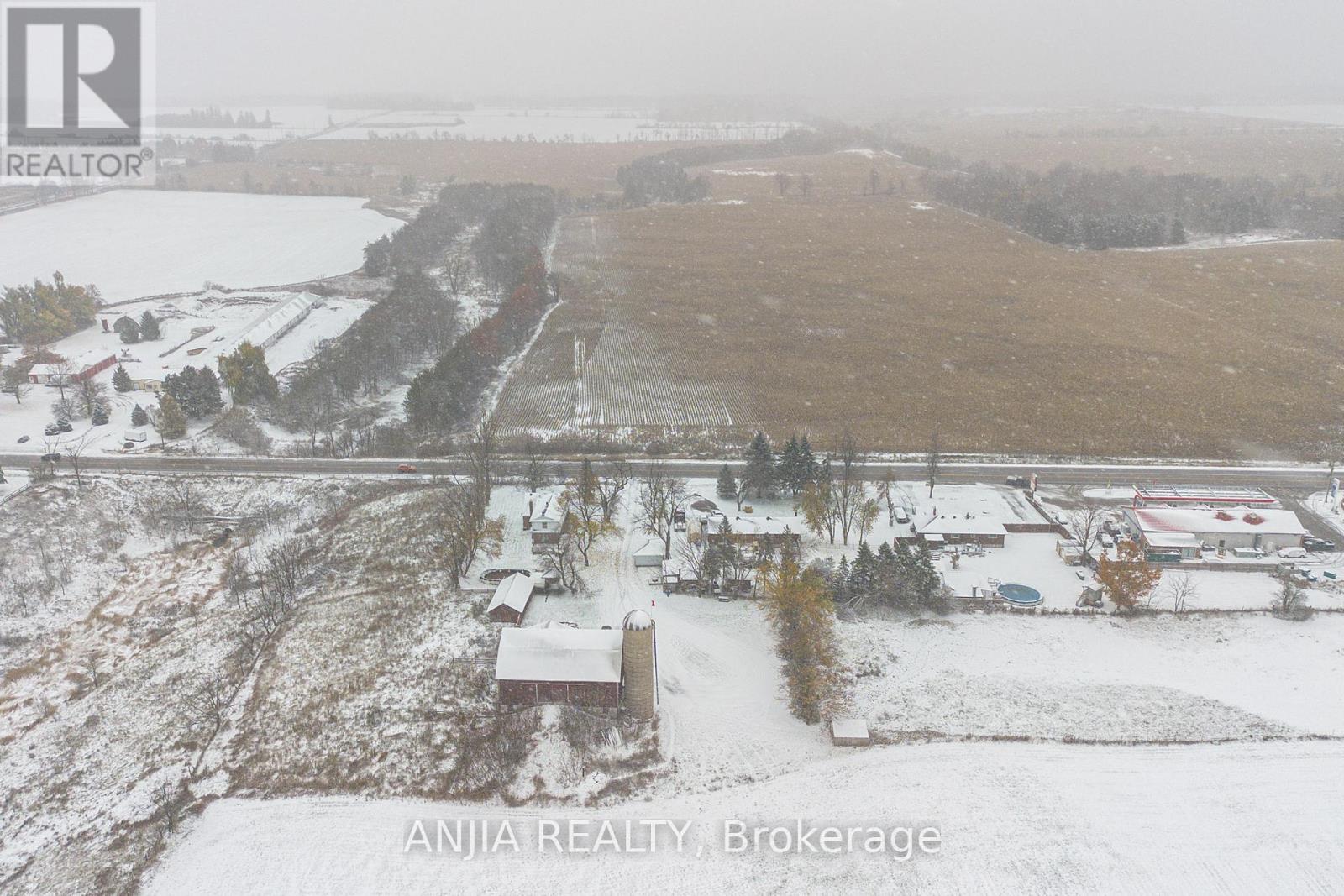 7092 Simcoe County 27 Road, Essa, Ontario  L0L 2N2 - Photo 14 - N12605754