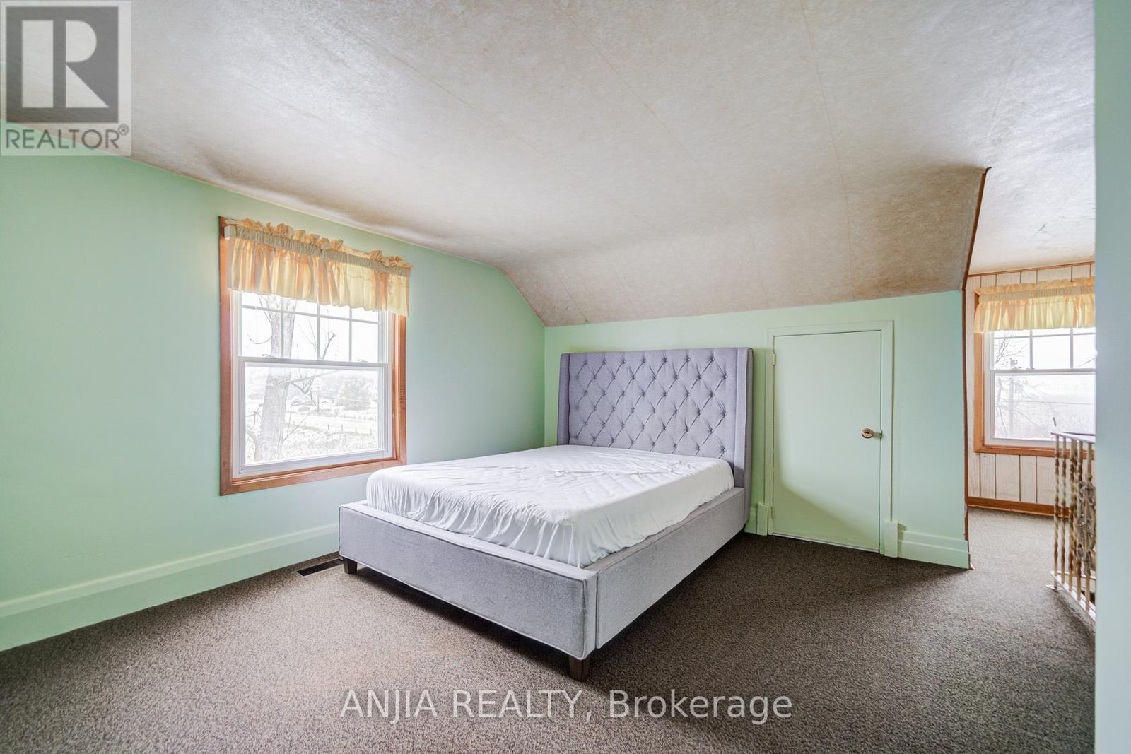 7092 Simcoe County 27 Road, Essa, Ontario  L0L 2N2 - Photo 34 - N12605754