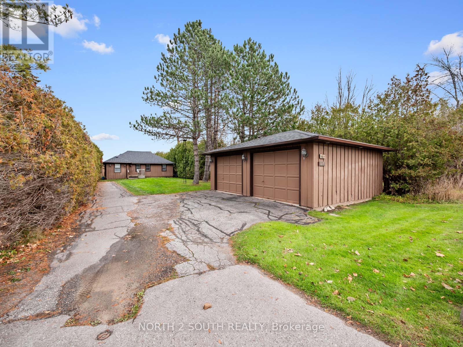 1273 Maple Road, Innisfil, Ontario  L9S 2Z9 - Photo 2 - N12605774