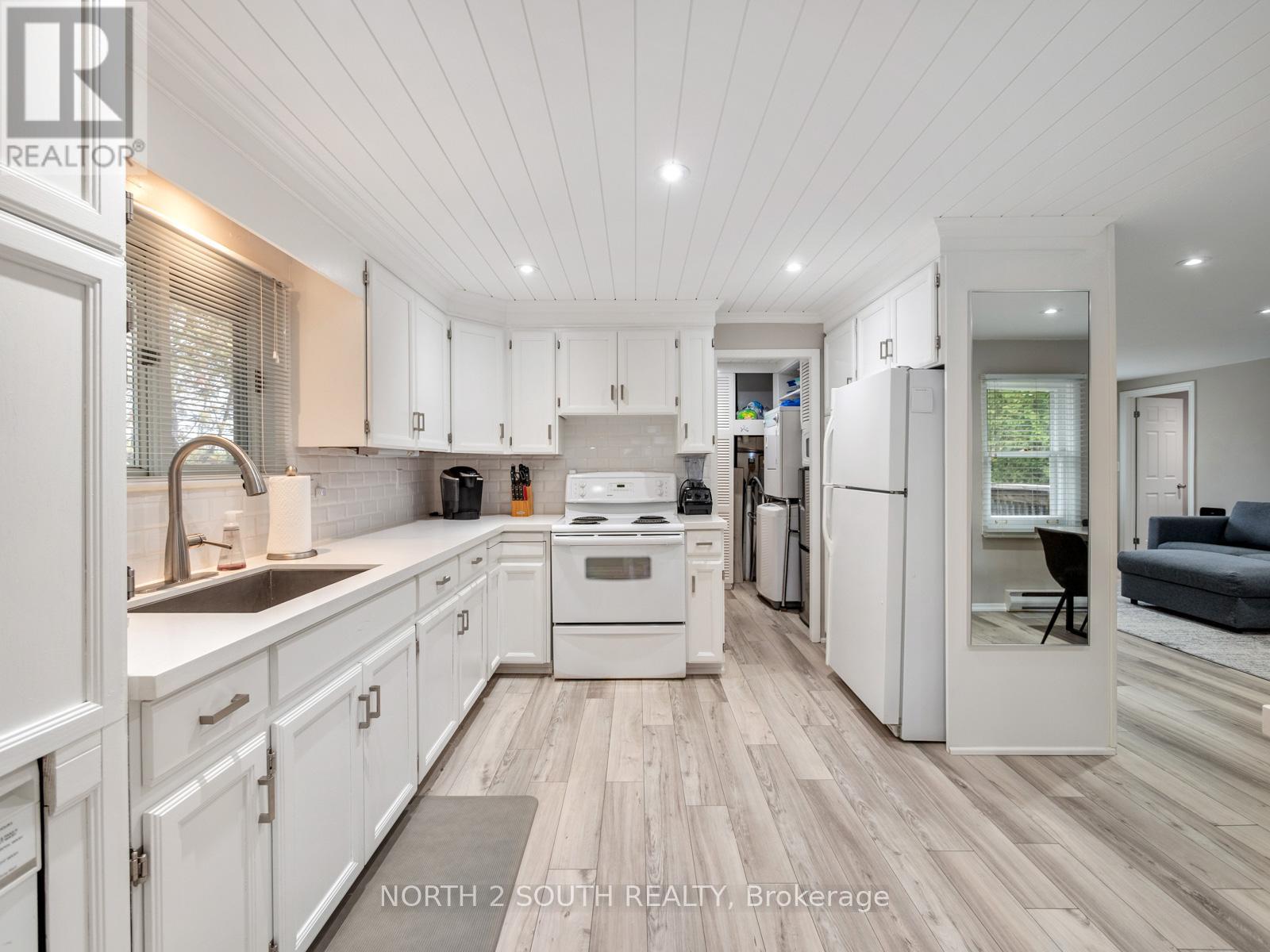 1273 Maple Road, Innisfil, Ontario  L9S 2Z9 - Photo 5 - N12605774