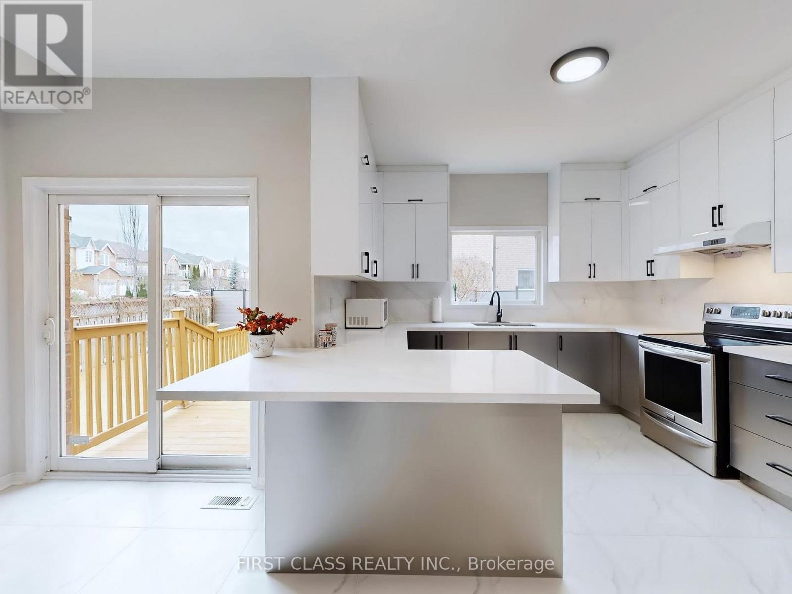 140 English Oak Drive, Richmond Hill, Ontario  L4E 4G4 - Photo 15 - N12580610