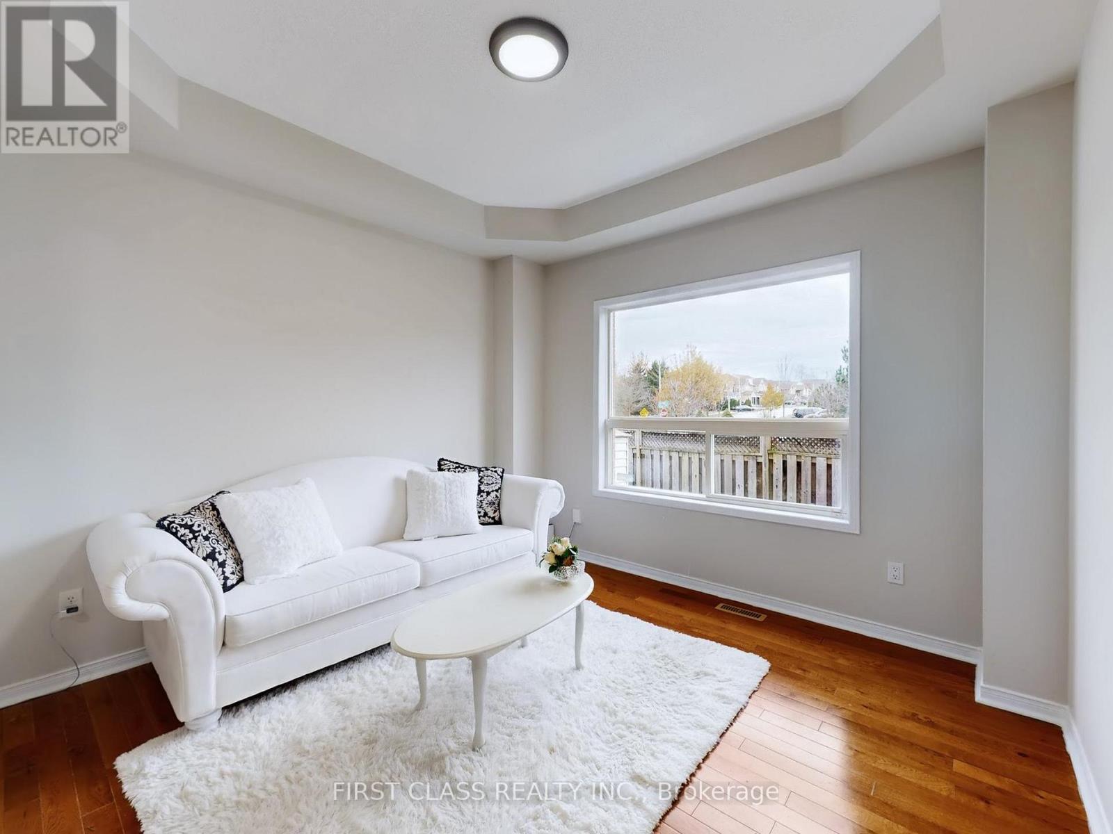 140 English Oak Drive, Richmond Hill, Ontario  L4E 4G4 - Photo 10 - N12580610