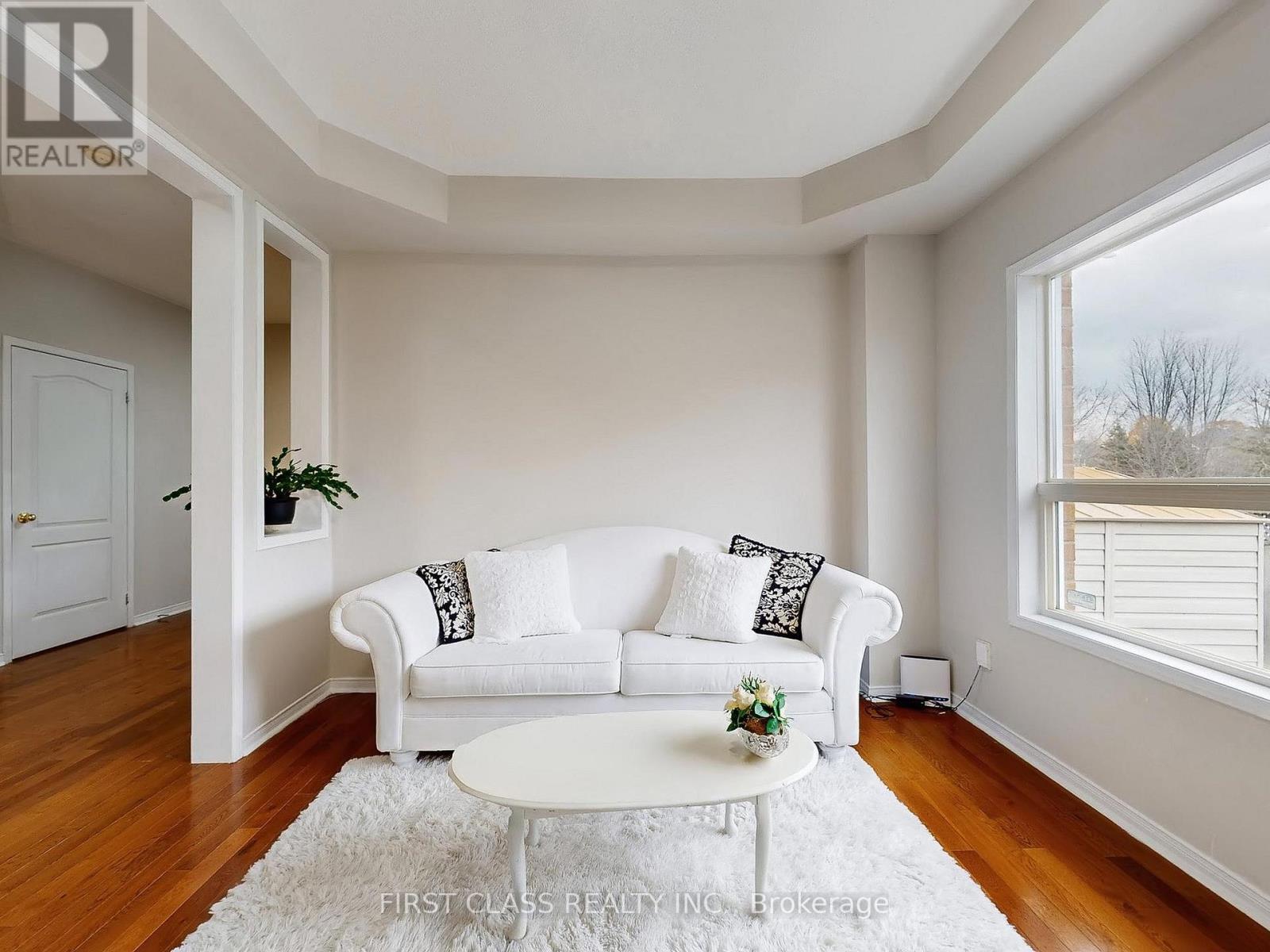 140 English Oak Drive, Richmond Hill, Ontario  L4E 4G4 - Photo 12 - N12580610