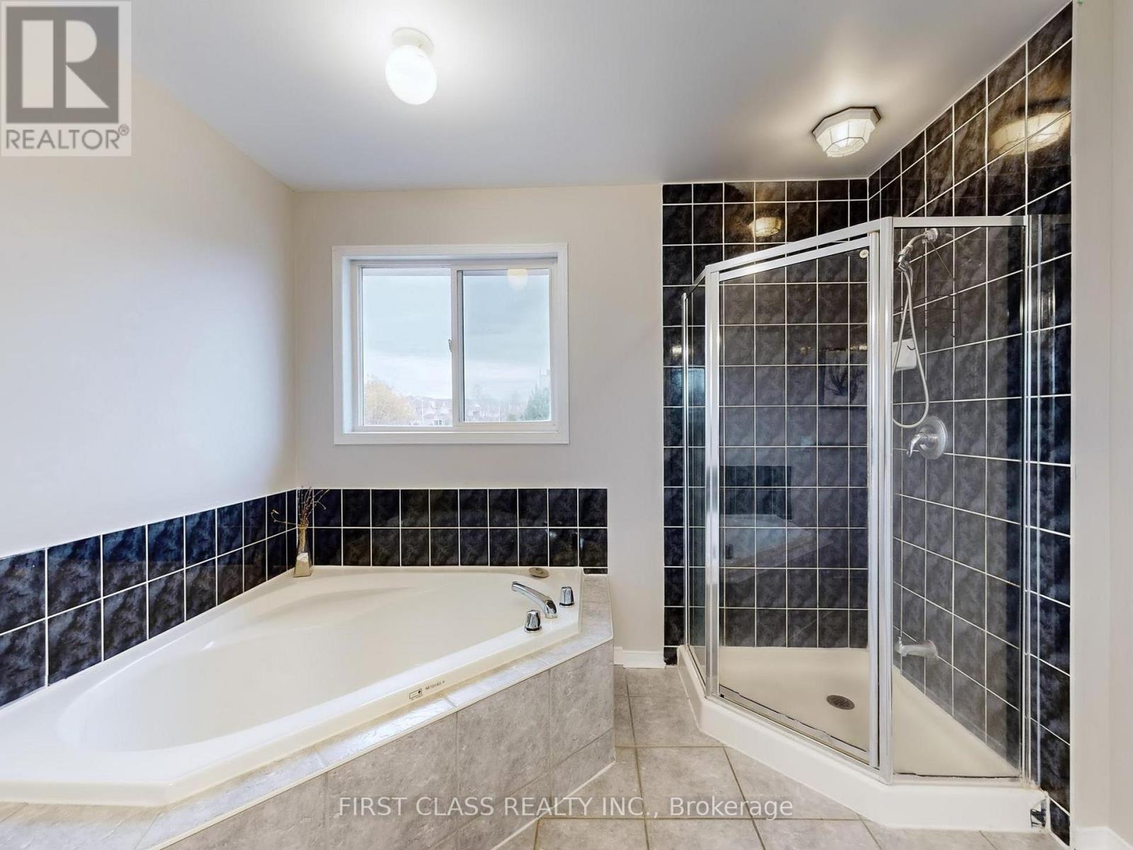 140 English Oak Drive, Richmond Hill, Ontario  L4E 4G4 - Photo 24 - N12580610