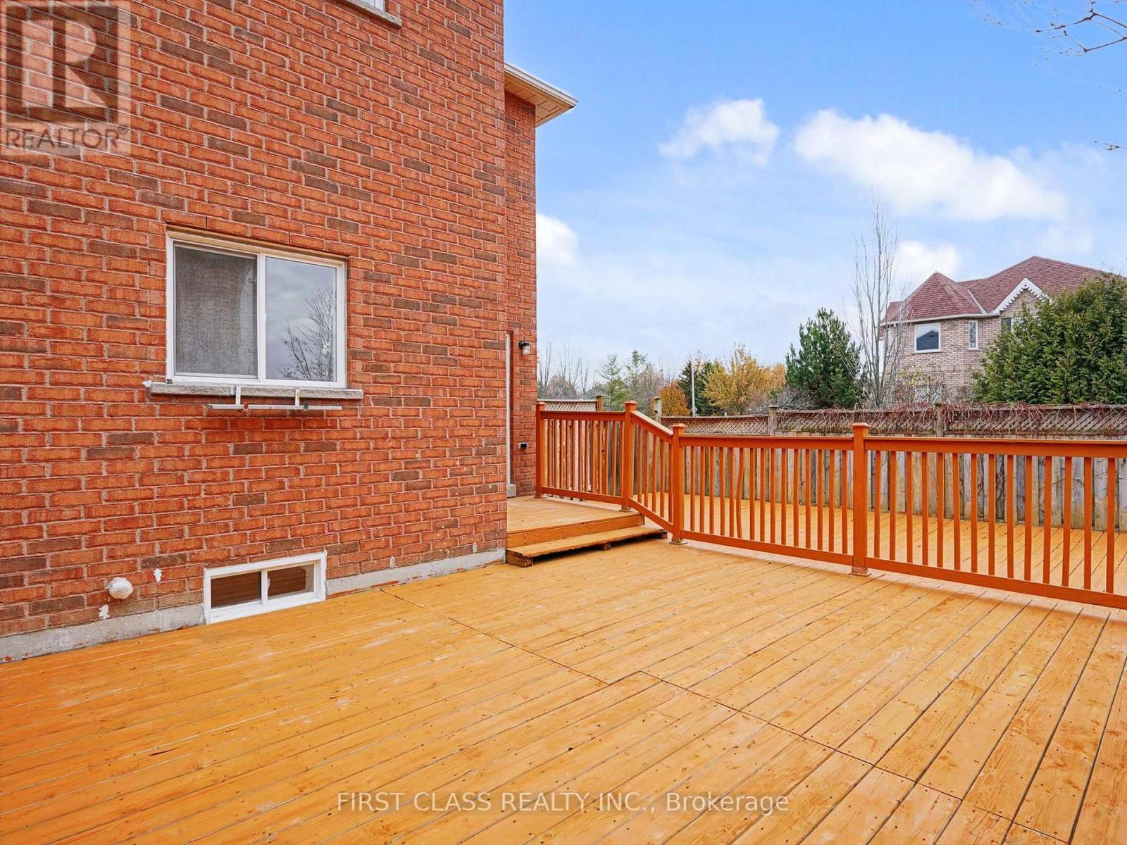 140 English Oak Drive, Richmond Hill, Ontario  L4E 4G4 - Photo 32 - N12580610