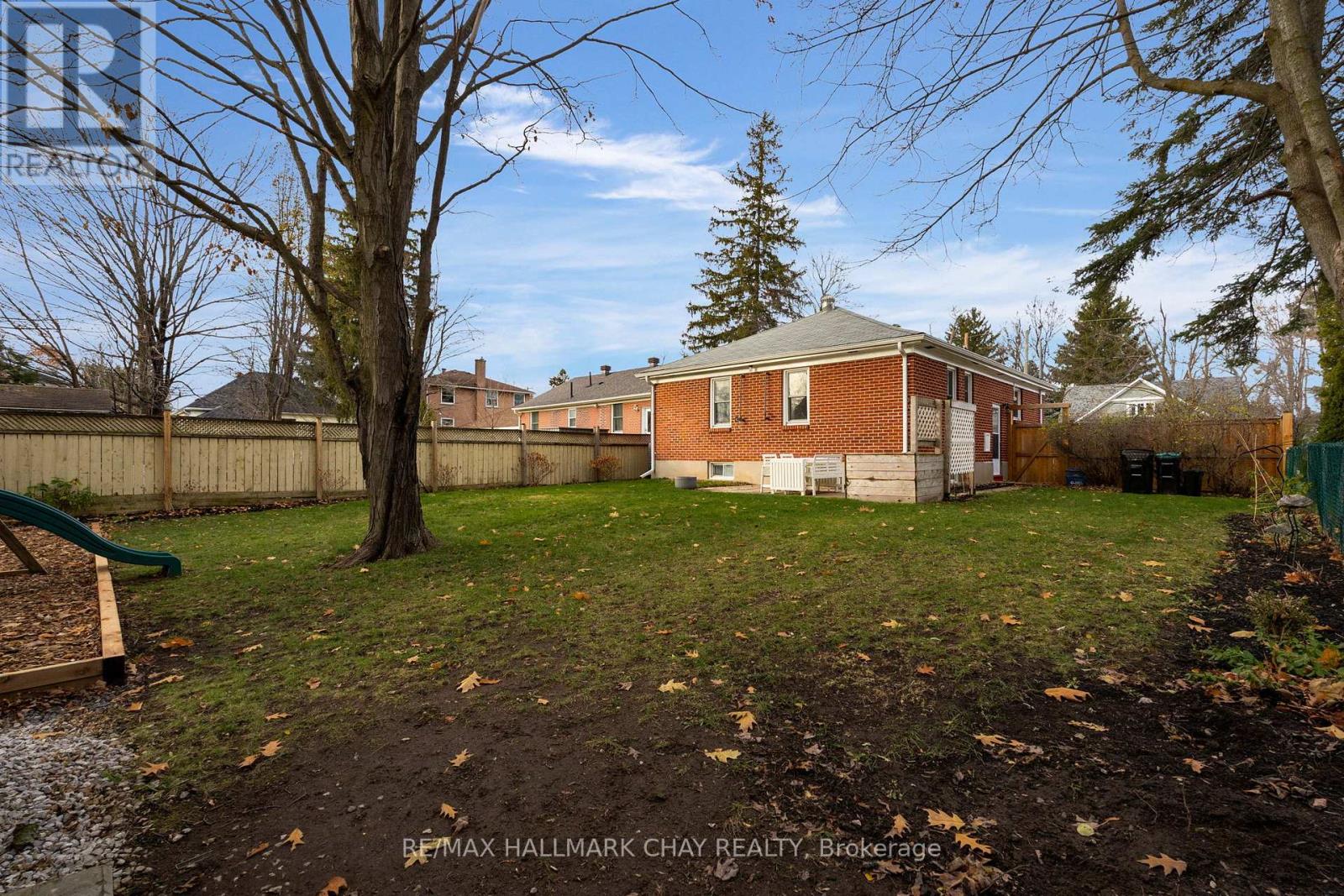 97 Napier Street, Barrie, Ontario  L4M 1W6 - Photo 26 - S12605616