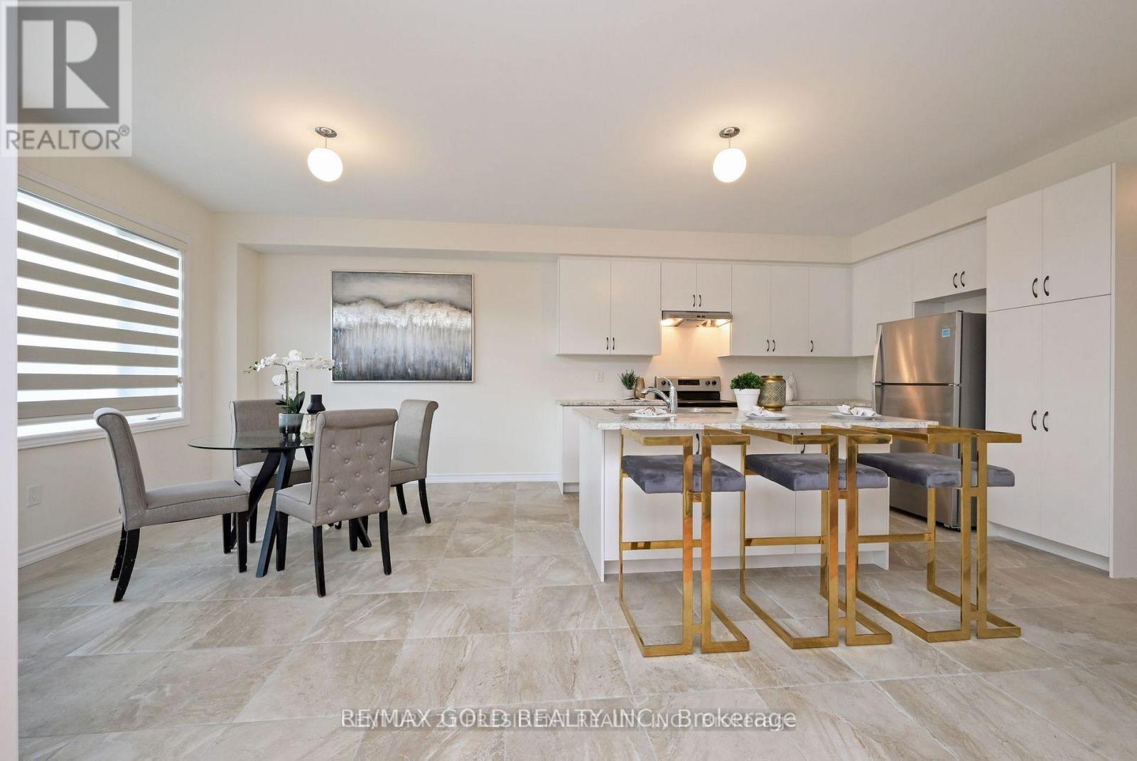 161 Terry Fox Drive, Barrie, Ontario  L9J 0L7 - Photo 10 - S12605648