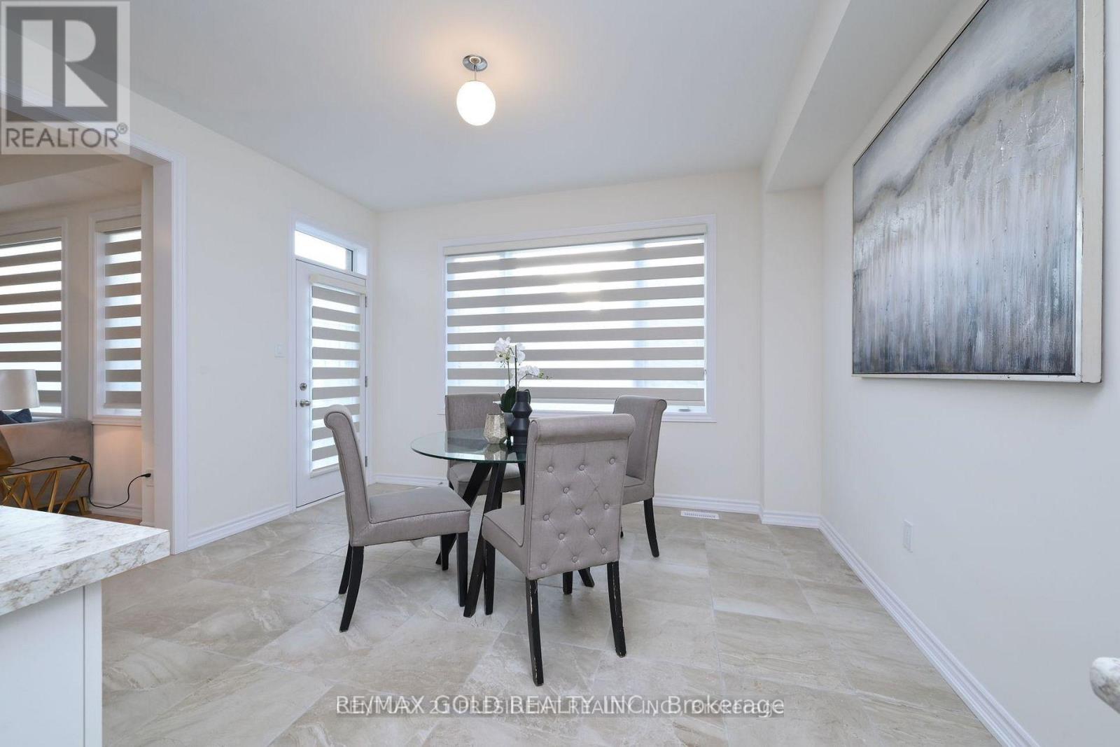 161 Terry Fox Drive, Barrie, Ontario  L9J 0L7 - Photo 15 - S12605648