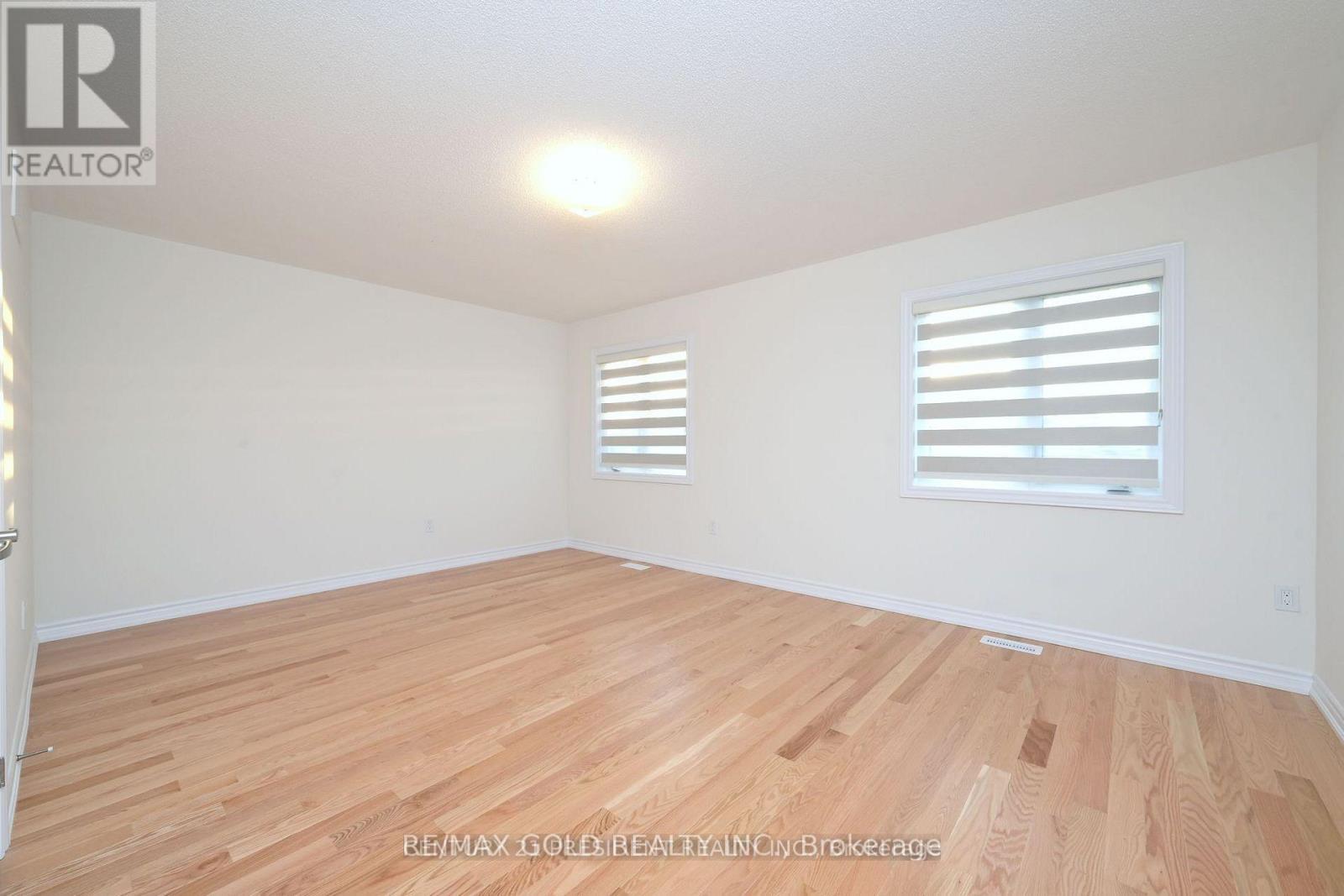 161 Terry Fox Drive, Barrie, Ontario  L9J 0L7 - Photo 19 - S12605648