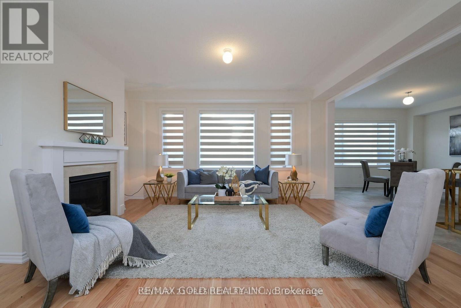 161 Terry Fox Drive, Barrie, Ontario  L9J 0L7 - Photo 7 - S12605648