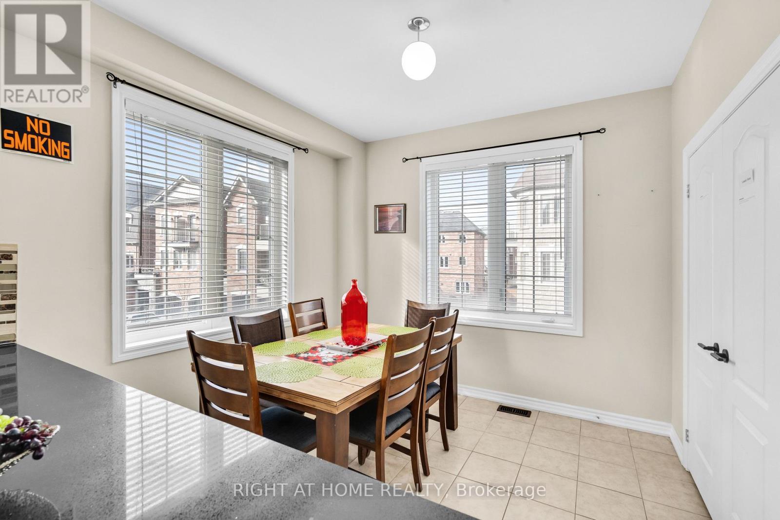 2 Shiff Crescent, Brampton (Heart Lake East), Ontario  L6Z 0B4 - Photo 15 - W12605606