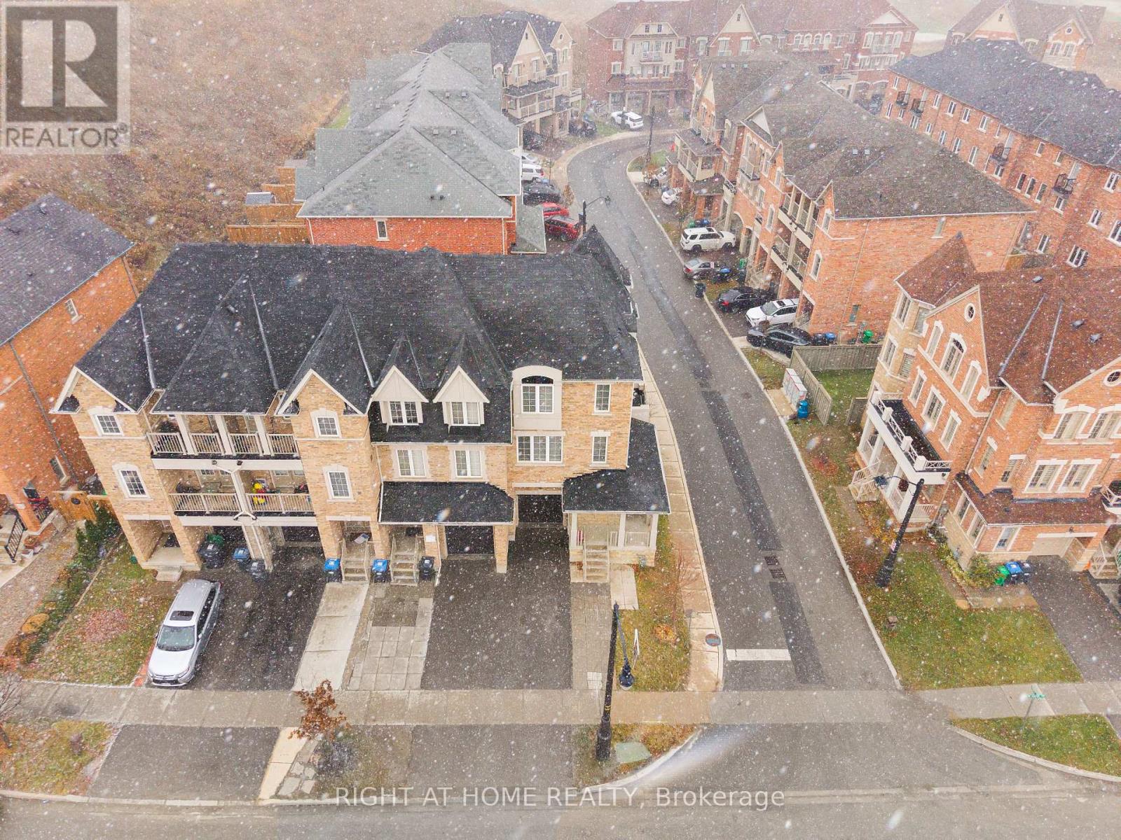 2 Shiff Crescent, Brampton (Heart Lake East), Ontario  L6Z 0B4 - Photo 45 - W12605606