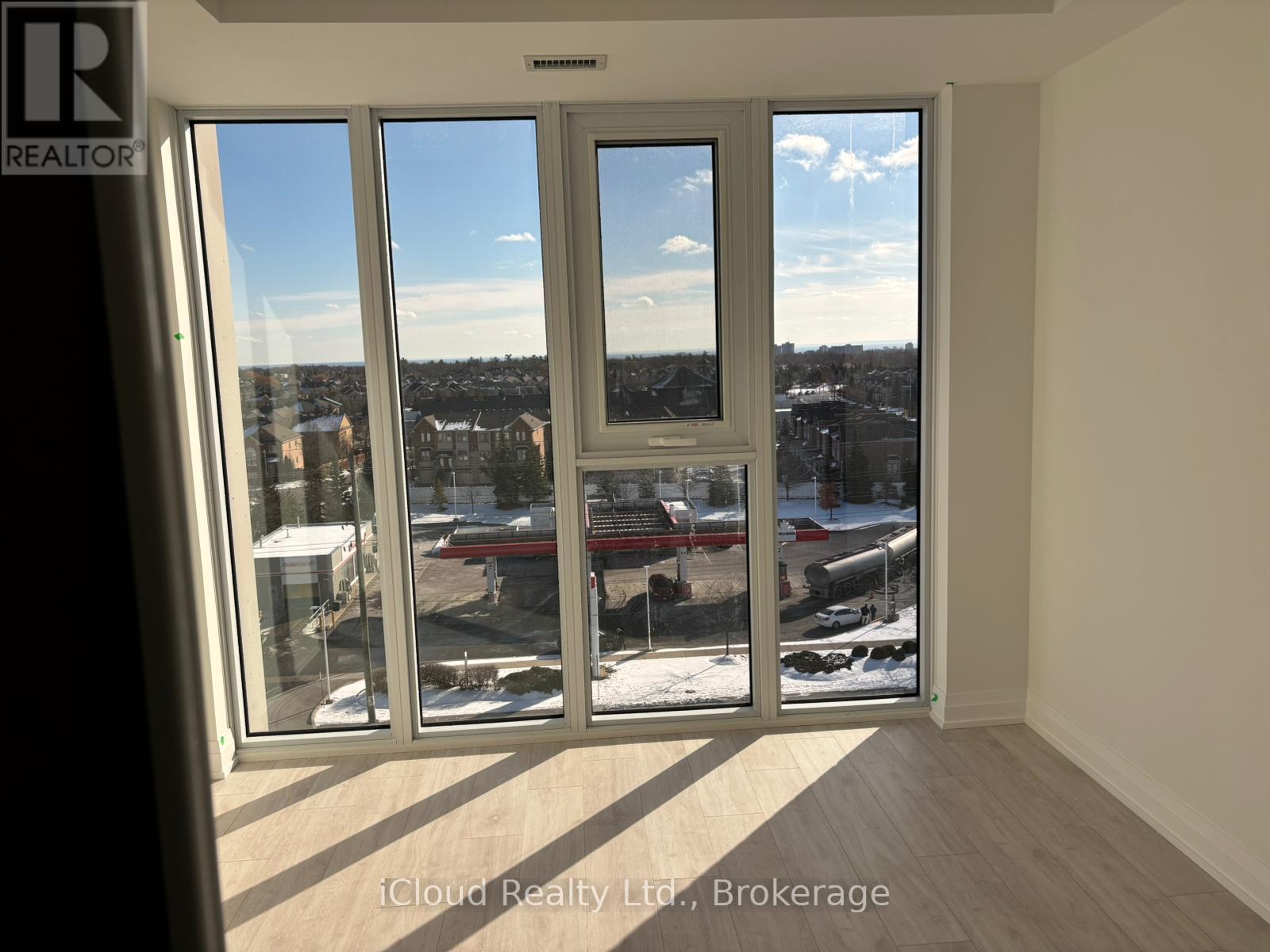 708 - 412 Silver Maple Road, Oakville, Ontario  L6H 7X8 - Photo 12 - W12605630