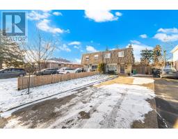 7695 Priory Crescent, Mississauga (Malton), Ca