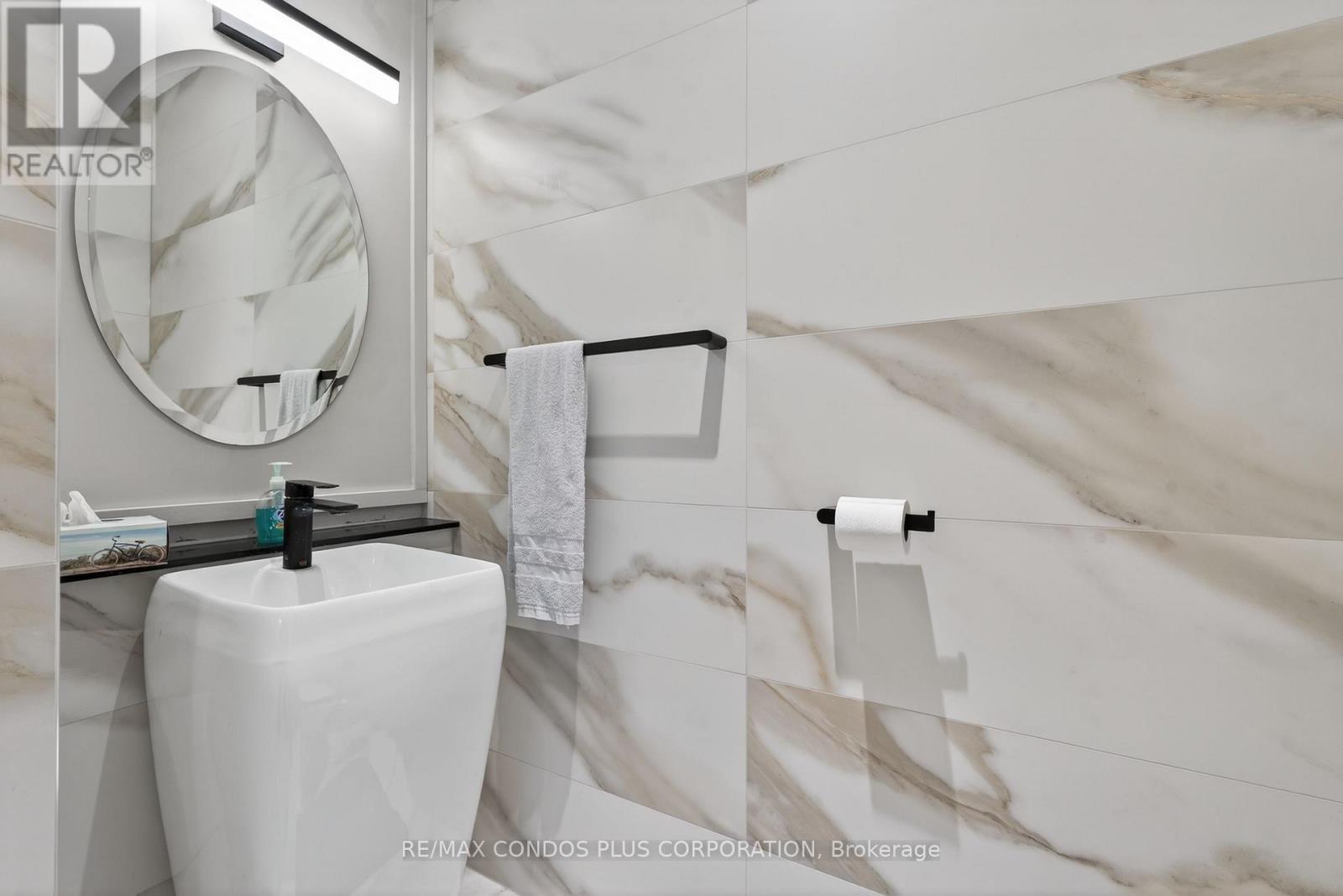 Th125 - 5 Marine Parade Drive, Toronto, Ontario  M8V 4B4 - Photo 21 - W12605780