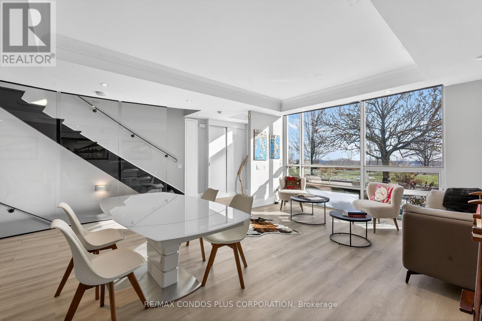 Th125 - 5 Marine Parade Drive, Toronto, Ontario  M8V 4B4 - Photo 3 - W12605780