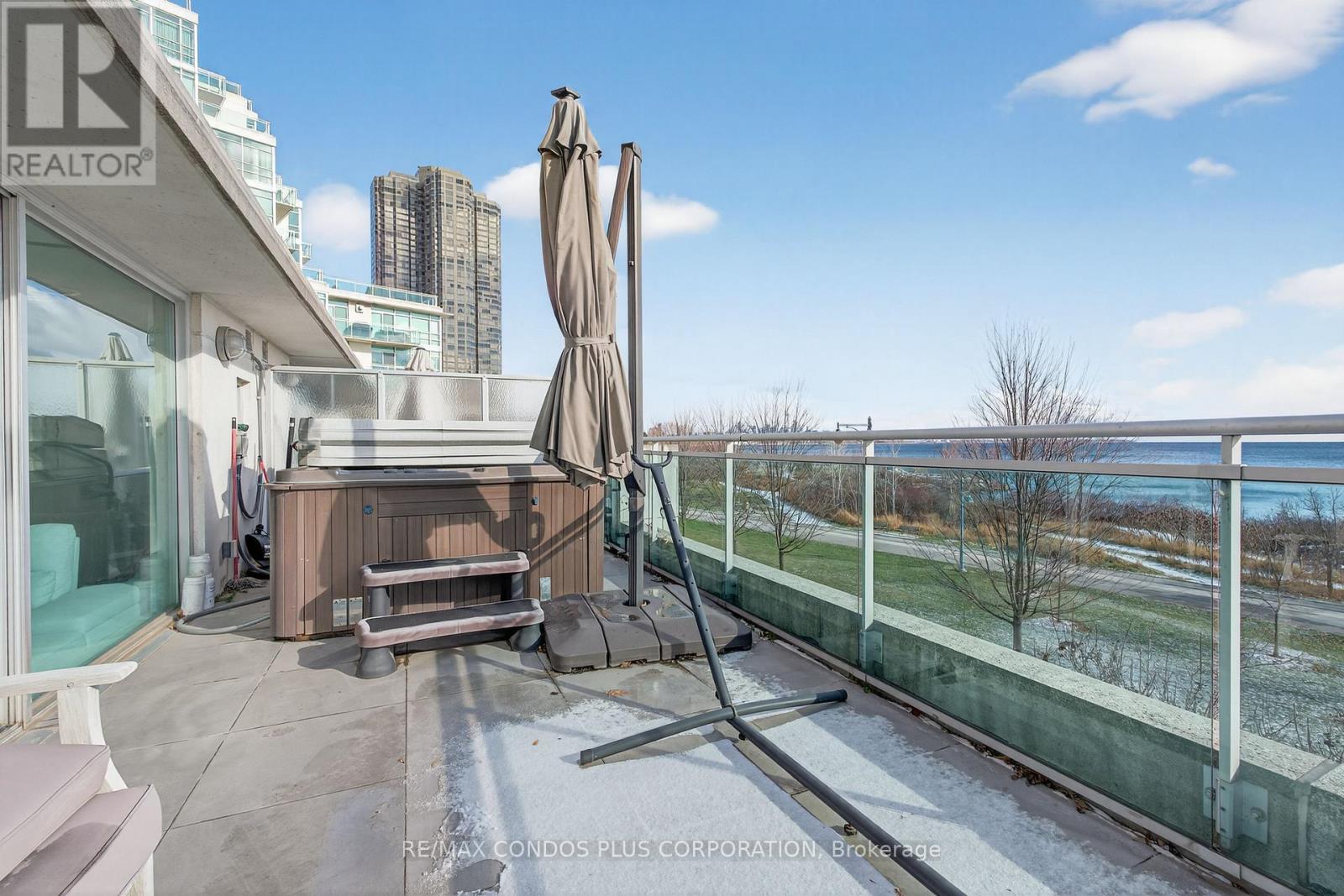 Th125 - 5 Marine Parade Drive, Toronto, Ontario  M8V 4B4 - Photo 33 - W12605780