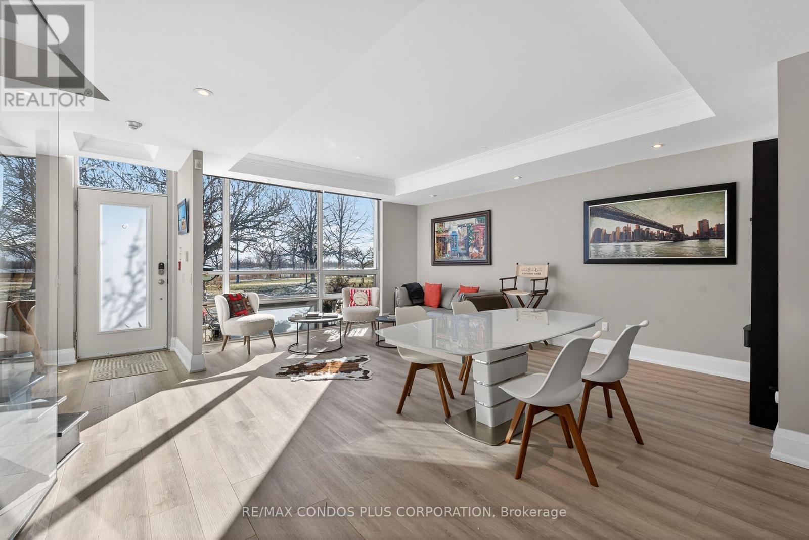 Th125 - 5 Marine Parade Drive, Toronto, Ontario  M8V 4B4 - Photo 5 - W12605780