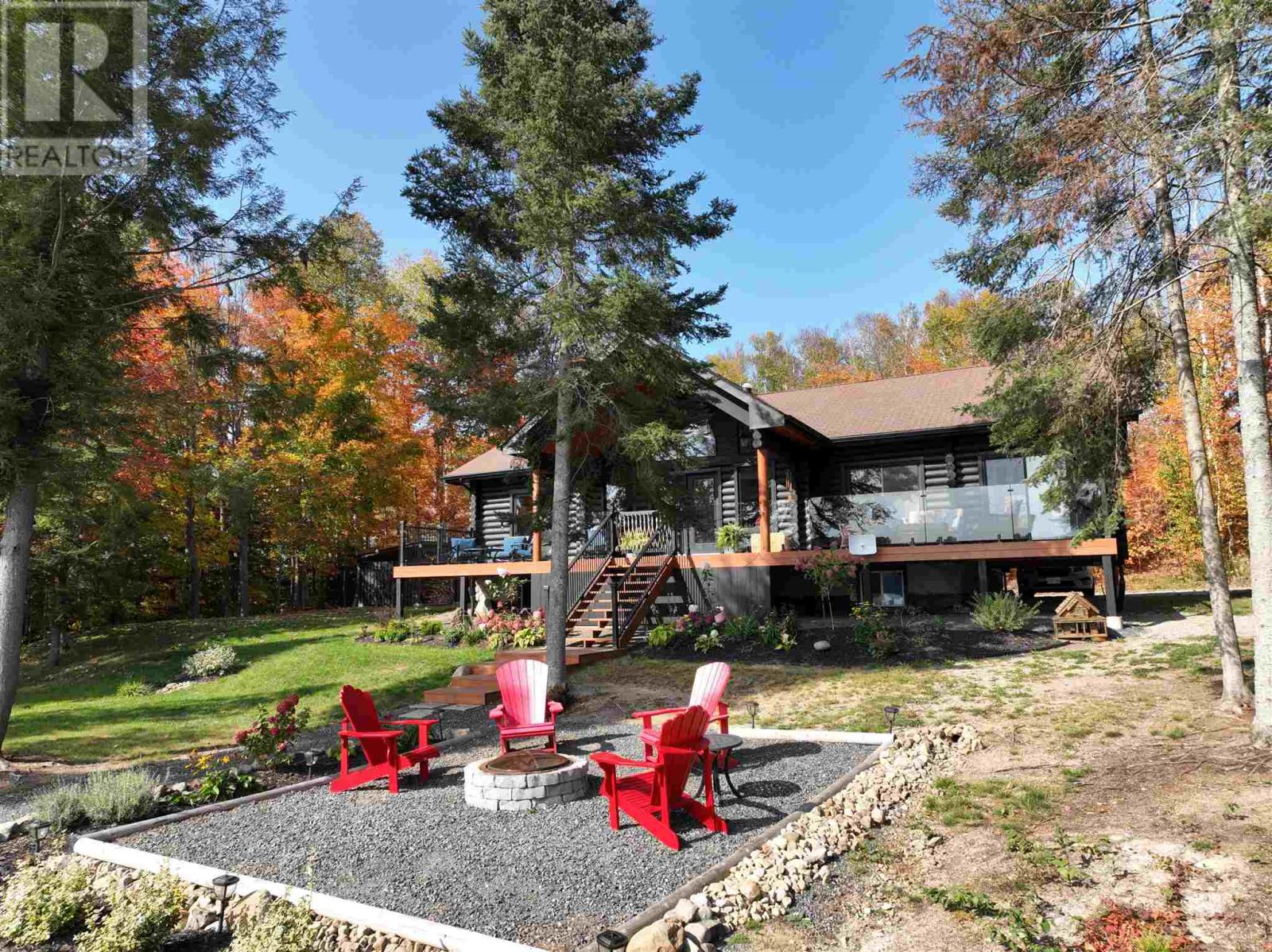 11 Bobcat Trl E, Elliot Lake, Ontario  P5A 2S9 - Photo 2 - SM252995