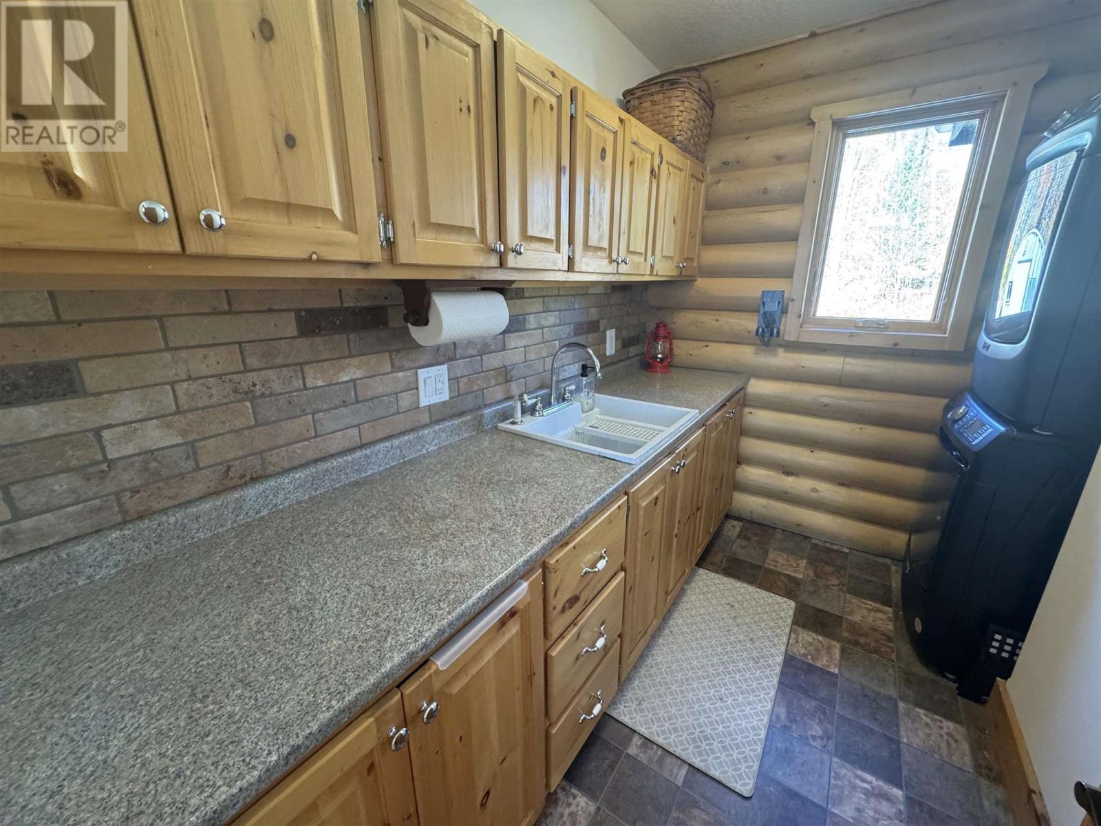 11 Bobcat Trl E, Elliot Lake, Ontario  P5A 2S9 - Photo 38 - SM252995