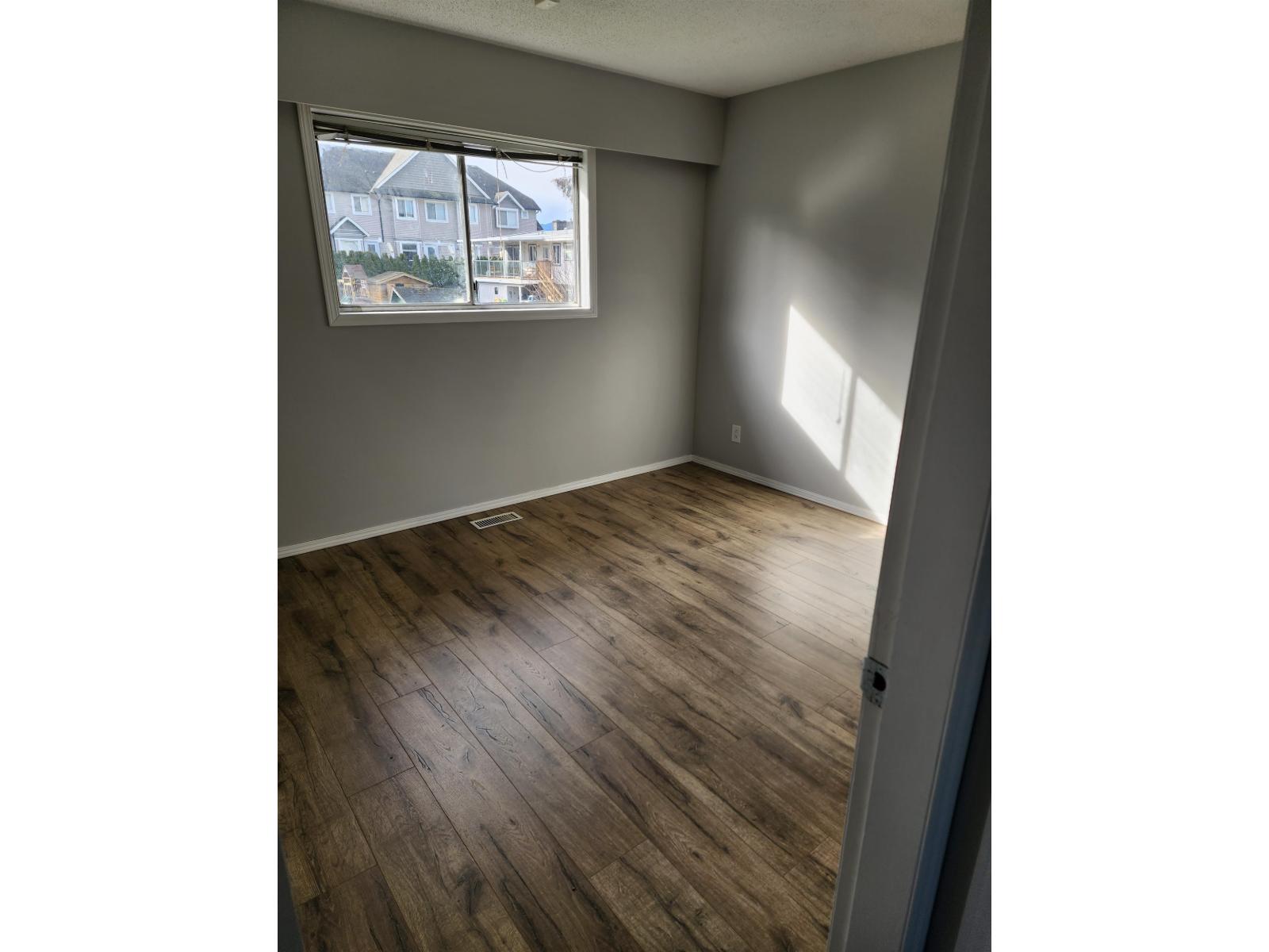 46420 First Avenue, Chilliwack Proper East, Chilliwack, British Columbia  V2P 1W9 - Photo 10 - R3072173