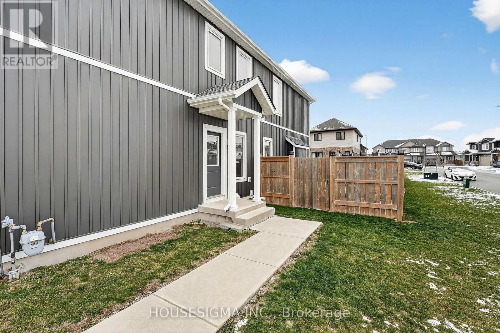 14 Lamb (Lower Level) Crescent, Thorold, Ontario  L2V 0G8 - Photo 3 - X12605676