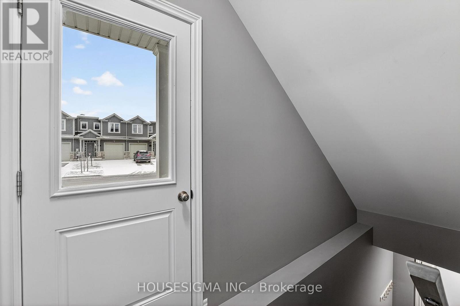 14 Lamb (Lower Level) Crescent, Thorold, Ontario  L2V 0G8 - Photo 5 - X12605676