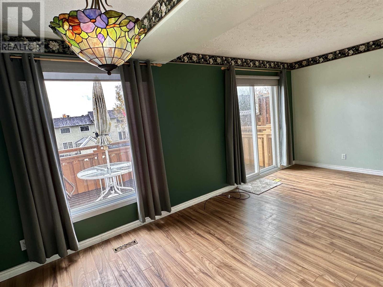 3 Farrell Cres, Elliot Lake, Ontario  P5A 3N5 - Photo 9 - SM253419