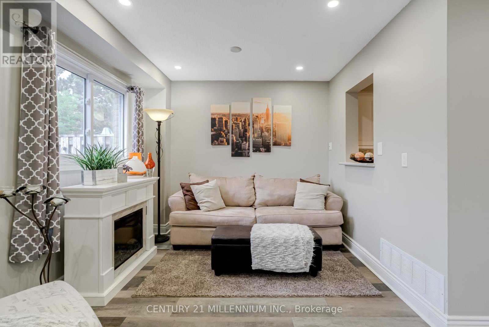 3 Orange Mill Court, Orangeville, Ontario L9W 3R6 - Photo 6 - W12508510