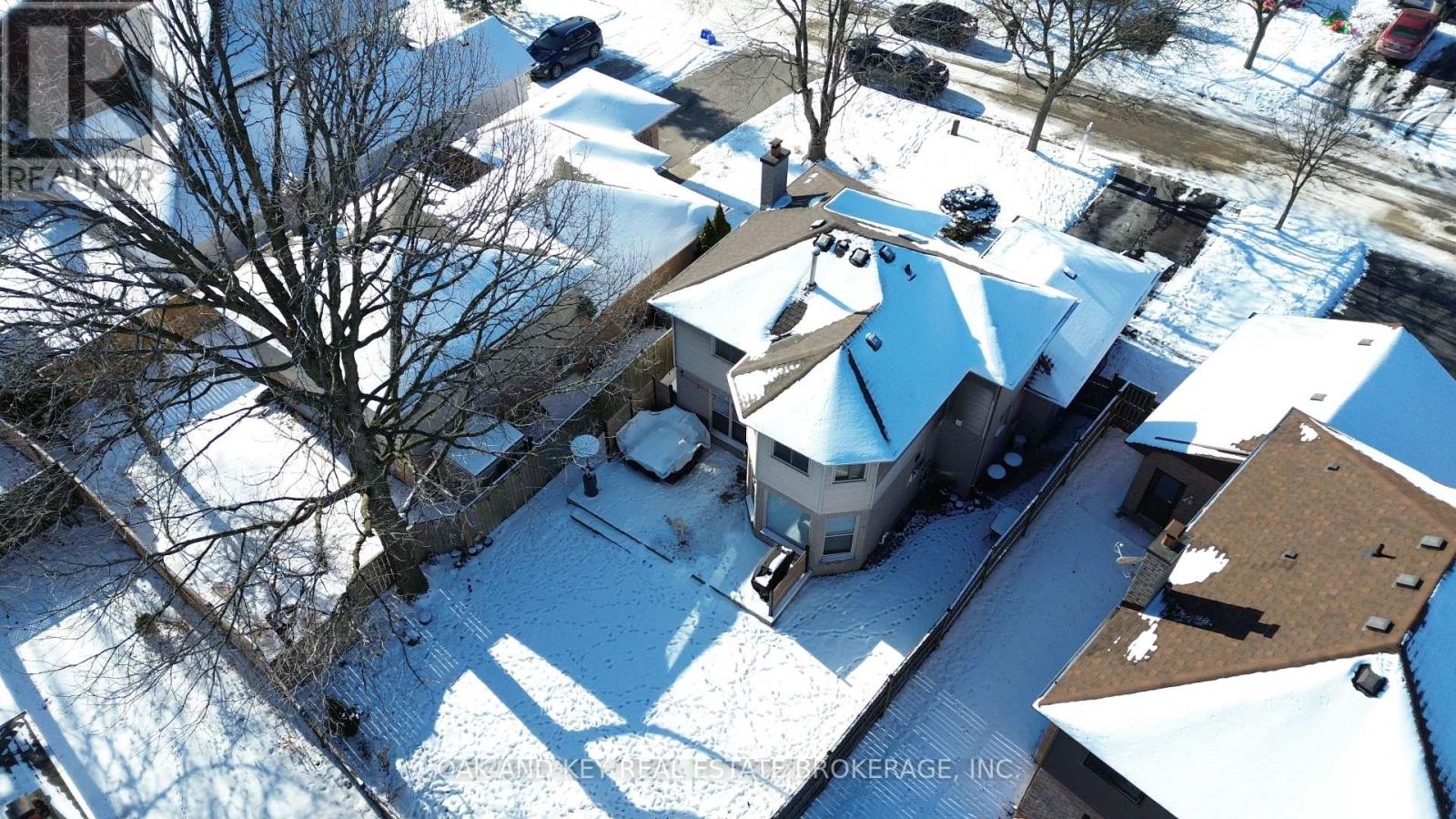 143 Golfview Road, London South, Ontario  N6C 5V4 - Photo 5 - X12605820