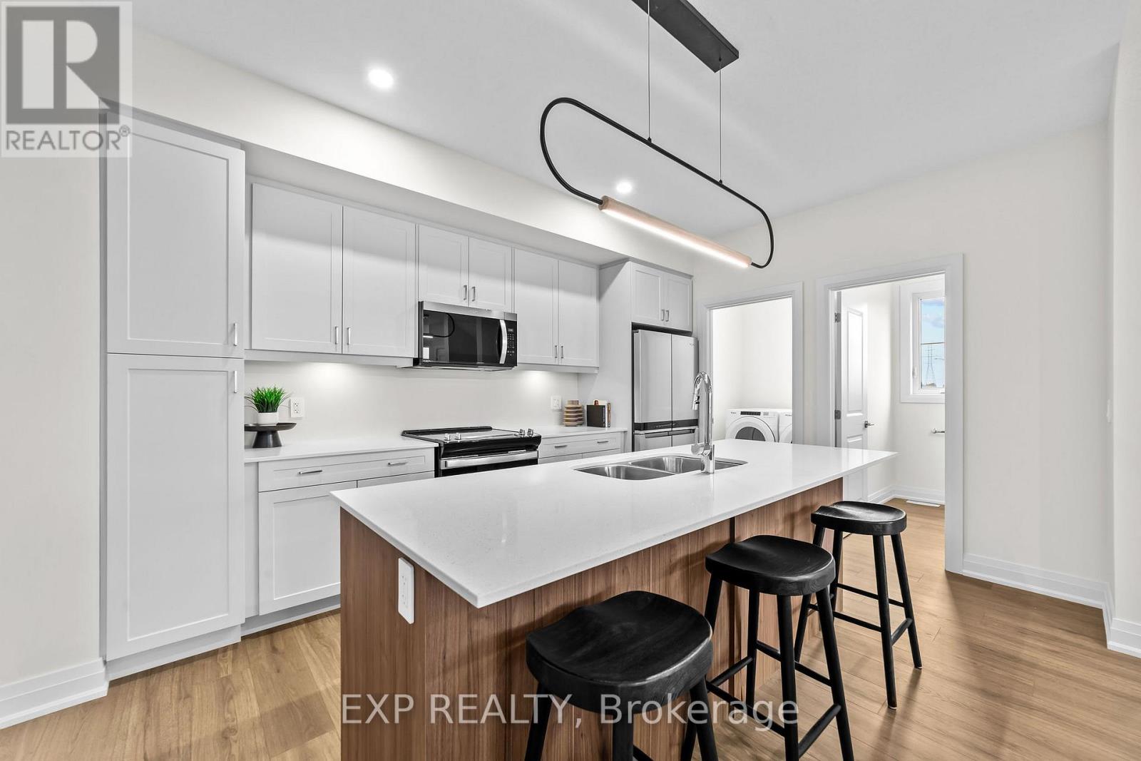 16 - 2605 Kettering Place, London South, Ontario  N6M 0G4 - Photo 8 - X12605828