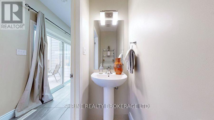 1395 Lawson Road, London North, Ontario  N6G 0V4 - Photo 11 - X12605836