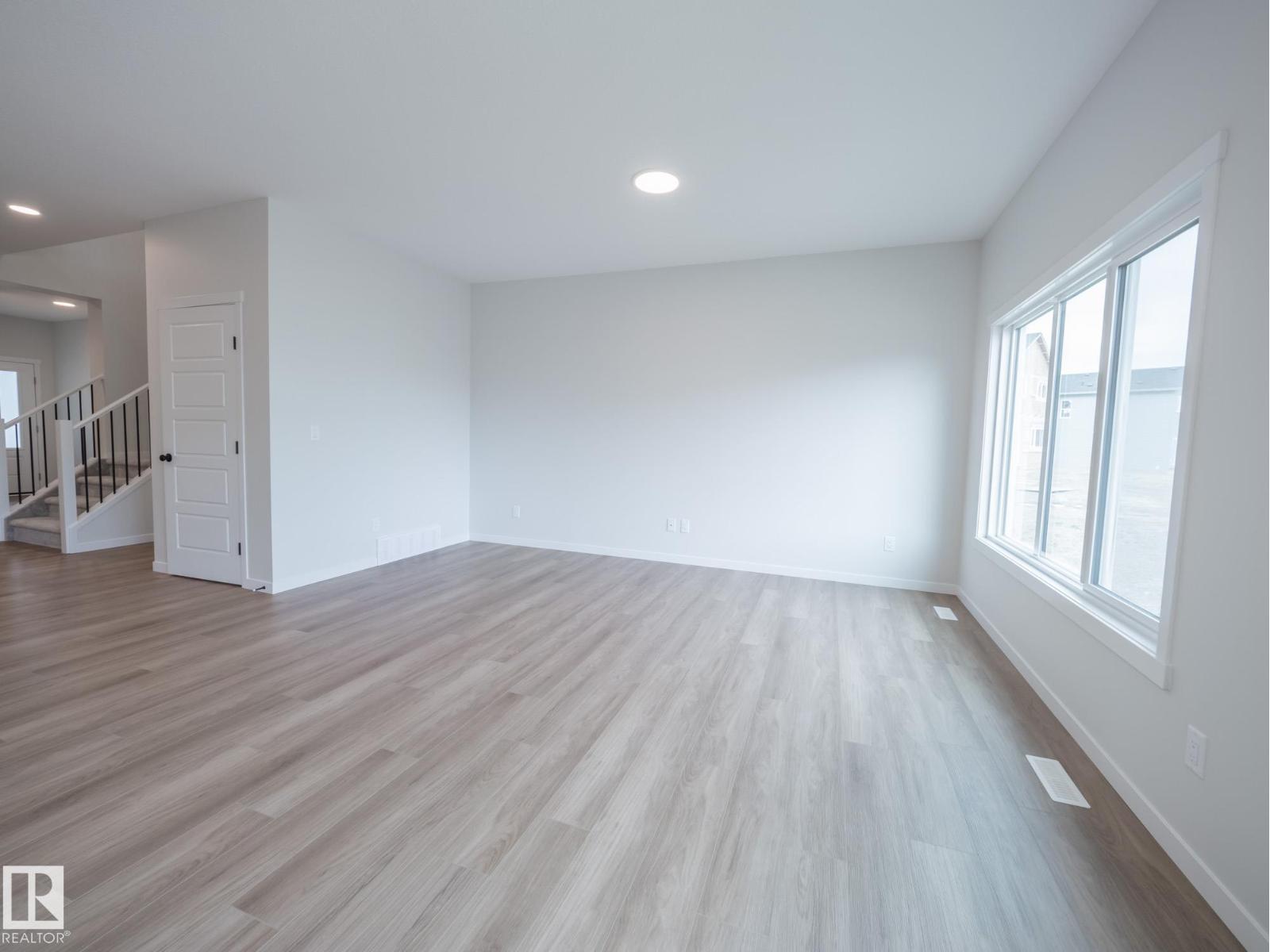 6957 176a Av Nw, Edmonton, Alberta  T5Z 0W8 - Photo 12 - E4467542