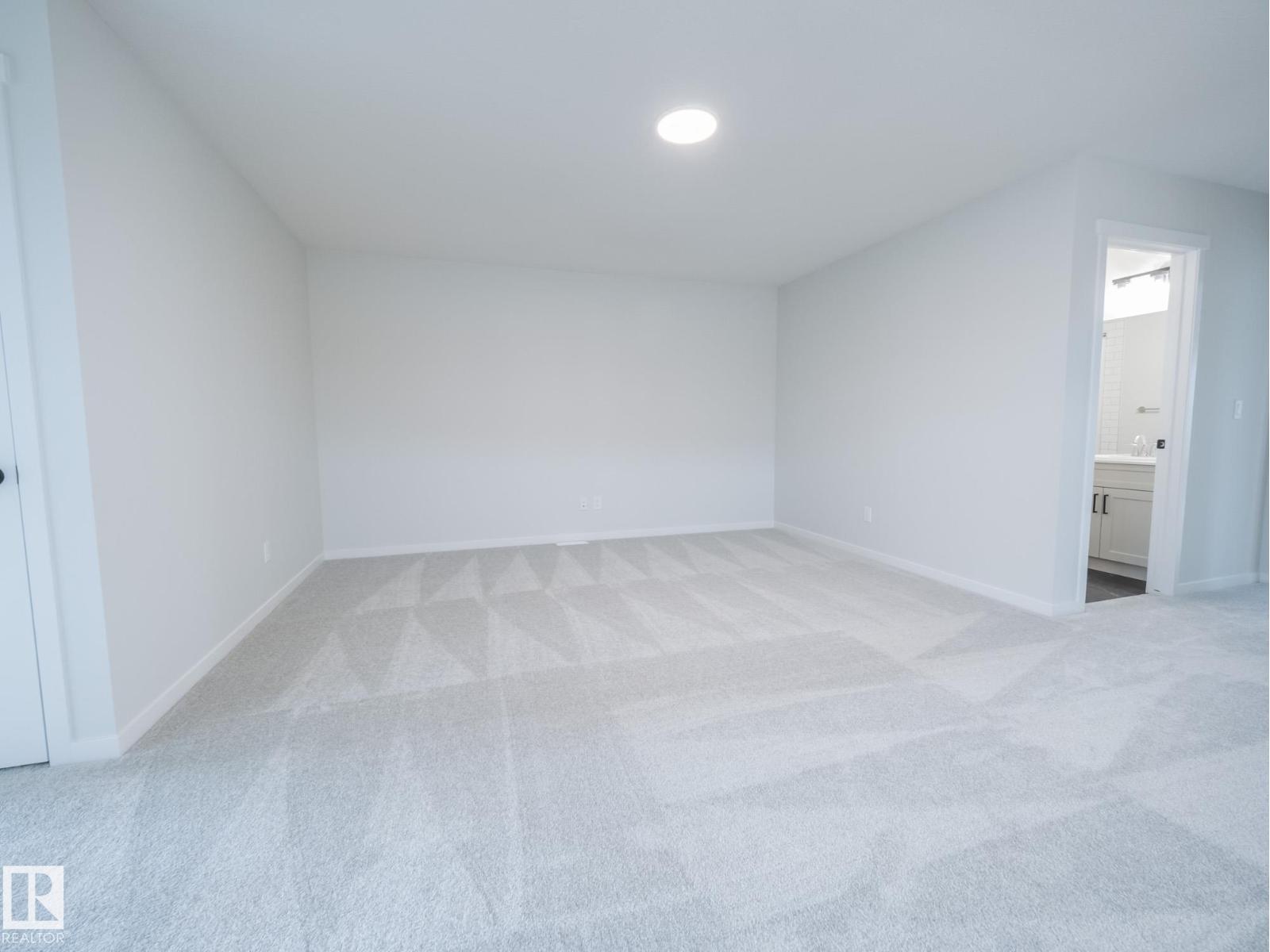 6957 176a Av Nw, Edmonton, Alberta  T5Z 0W8 - Photo 17 - E4467542