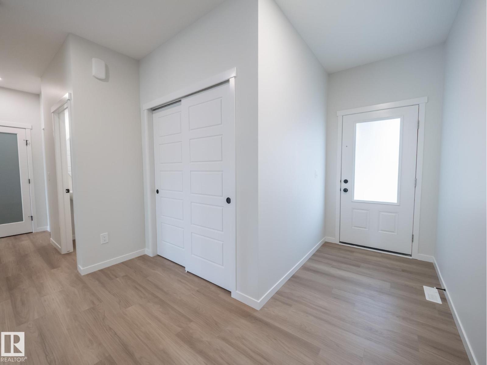 6957 176a Av Nw, Edmonton, Alberta  T5Z 0W8 - Photo 2 - E4467542