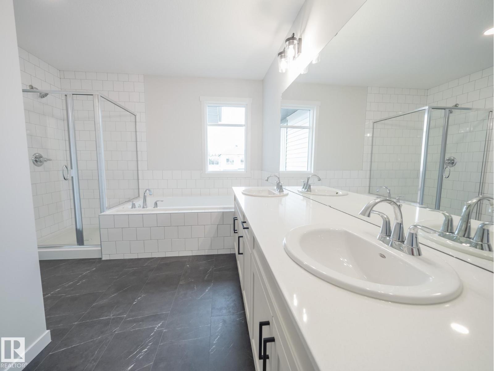 6957 176a Av Nw, Edmonton, Alberta  T5Z 0W8 - Photo 24 - E4467542