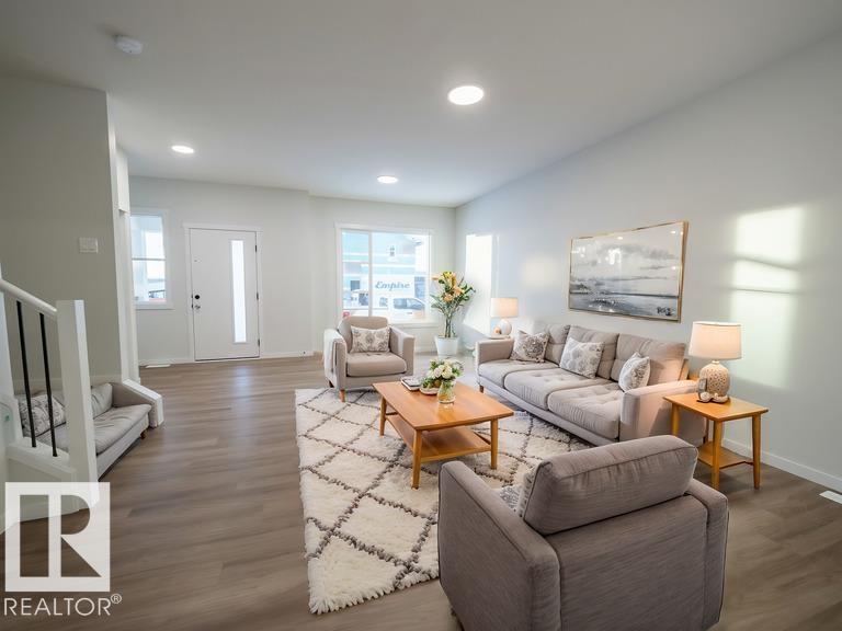 3222 Dallas Schmidt Dr Nw, Edmonton, Alberta  T5E 7A8 - Photo 1 - E4467550