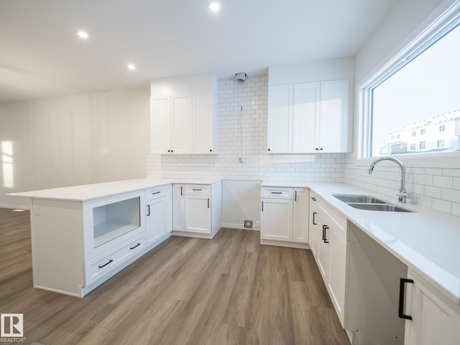 3222 Dallas Schmidt Dr Nw, Edmonton, Alberta  T5E 7A8 - Photo 11 - E4467550