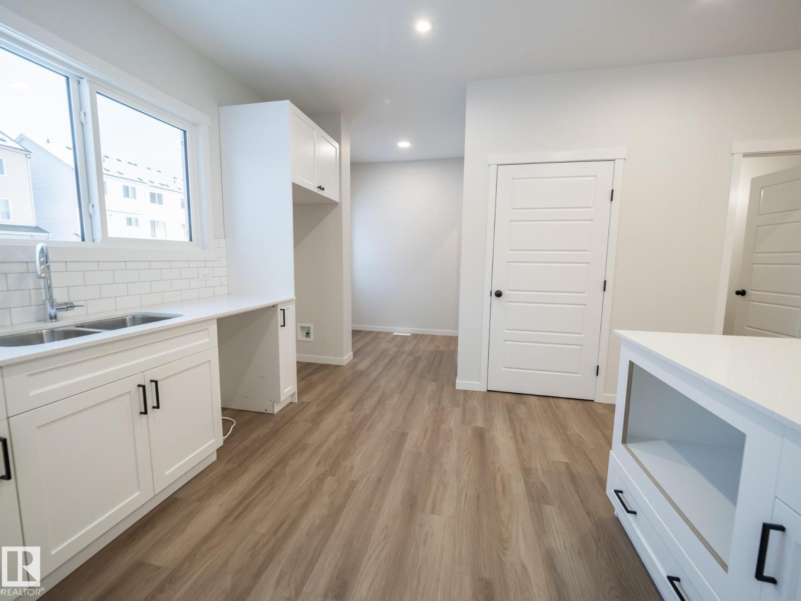 3222 Dallas Schmidt Dr Nw, Edmonton, Alberta  T5E 7A8 - Photo 12 - E4467550