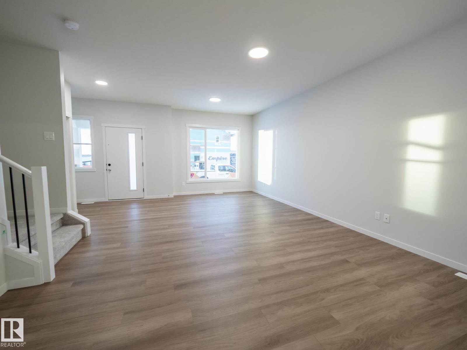 3222 Dallas Schmidt Dr Nw, Edmonton, Alberta  T5E 7A8 - Photo 4 - E4467550