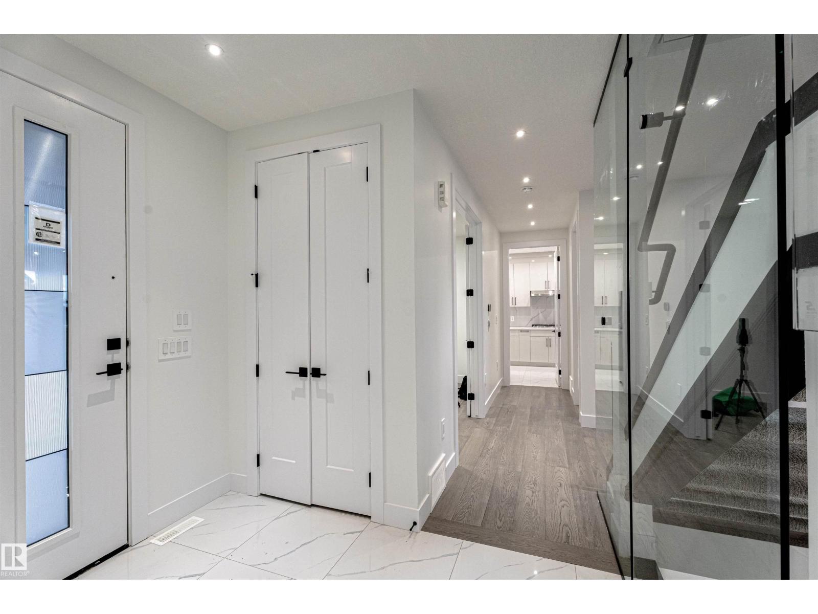 3820 42 Av, Beaumont, Alberta  T4X 2Z6 - Photo 3 - E4467552