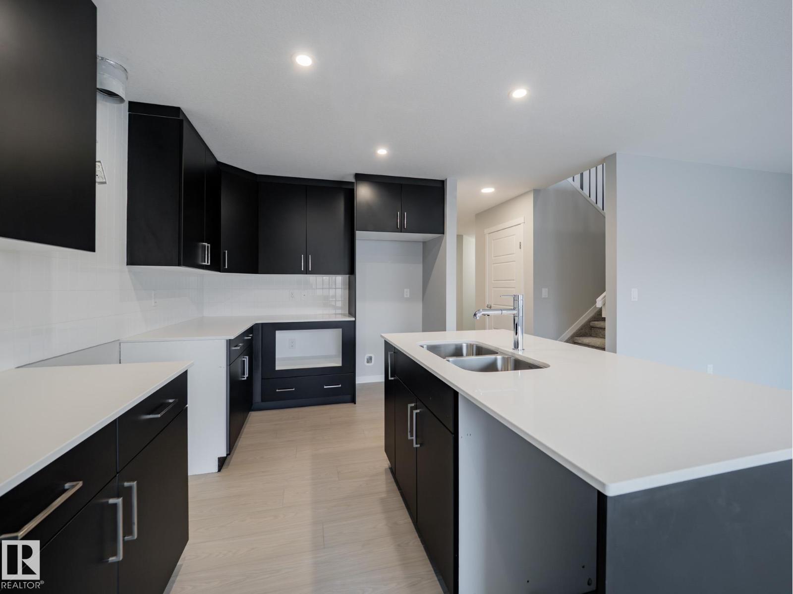 346 172 Av Nw, Edmonton, Alberta  T5Y 4G8 - Photo 9 - E4467555